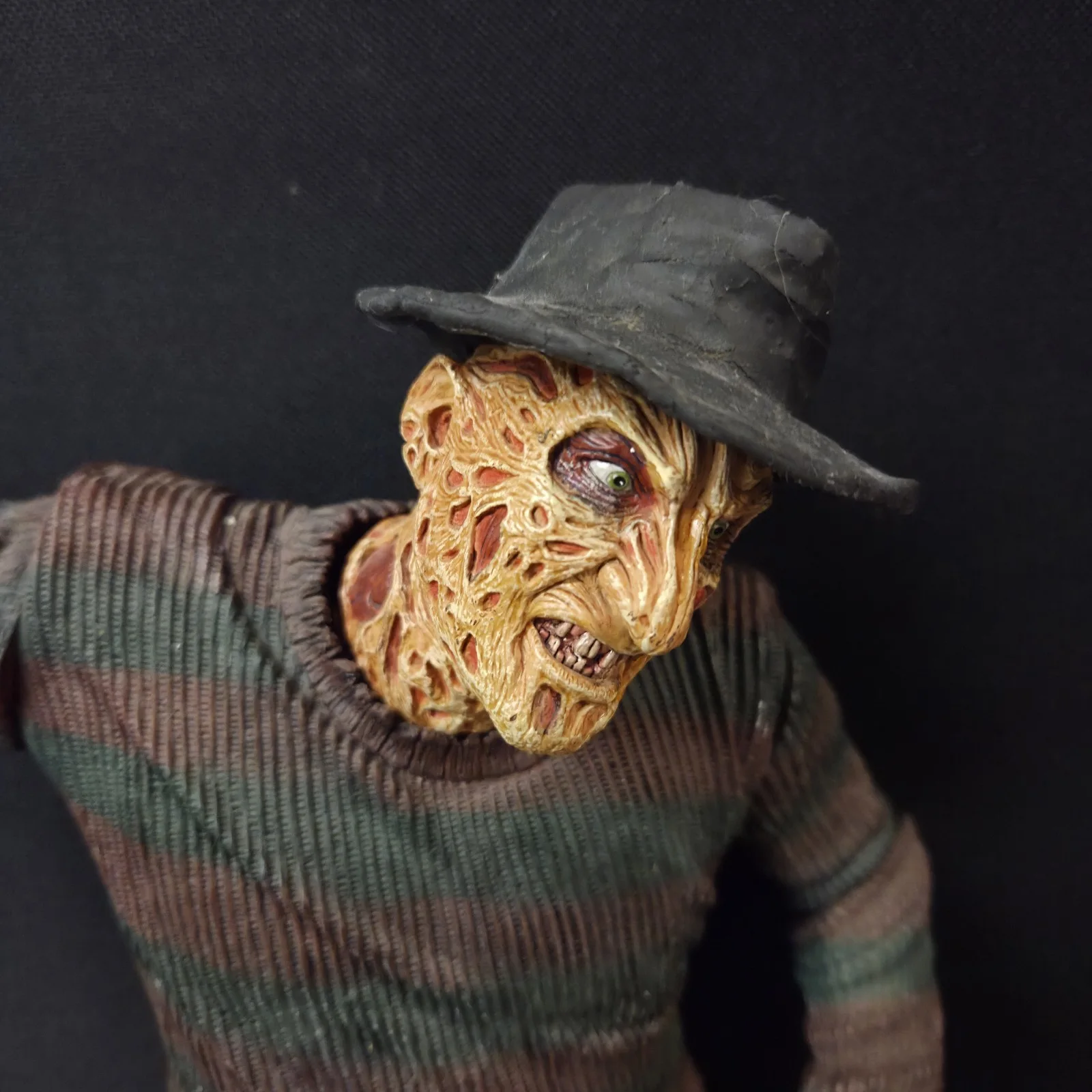 Freddy Krueger 18" Motion Activated Figure - NECA 2004 - A Nightmare on Elm Str, image 5