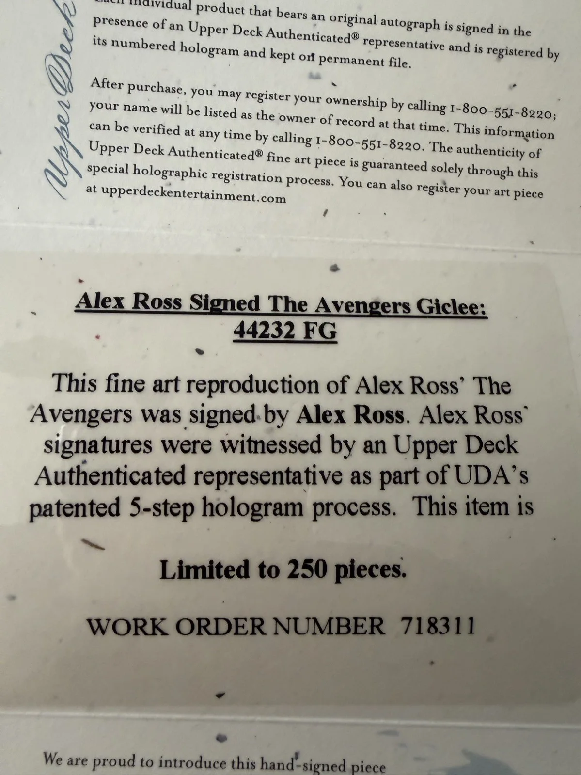 Alex Ross — Alex Ross Hand Signed Upper Deck 44x17 Canvas The Avengers Marvel UDA 104/250, изображение 3