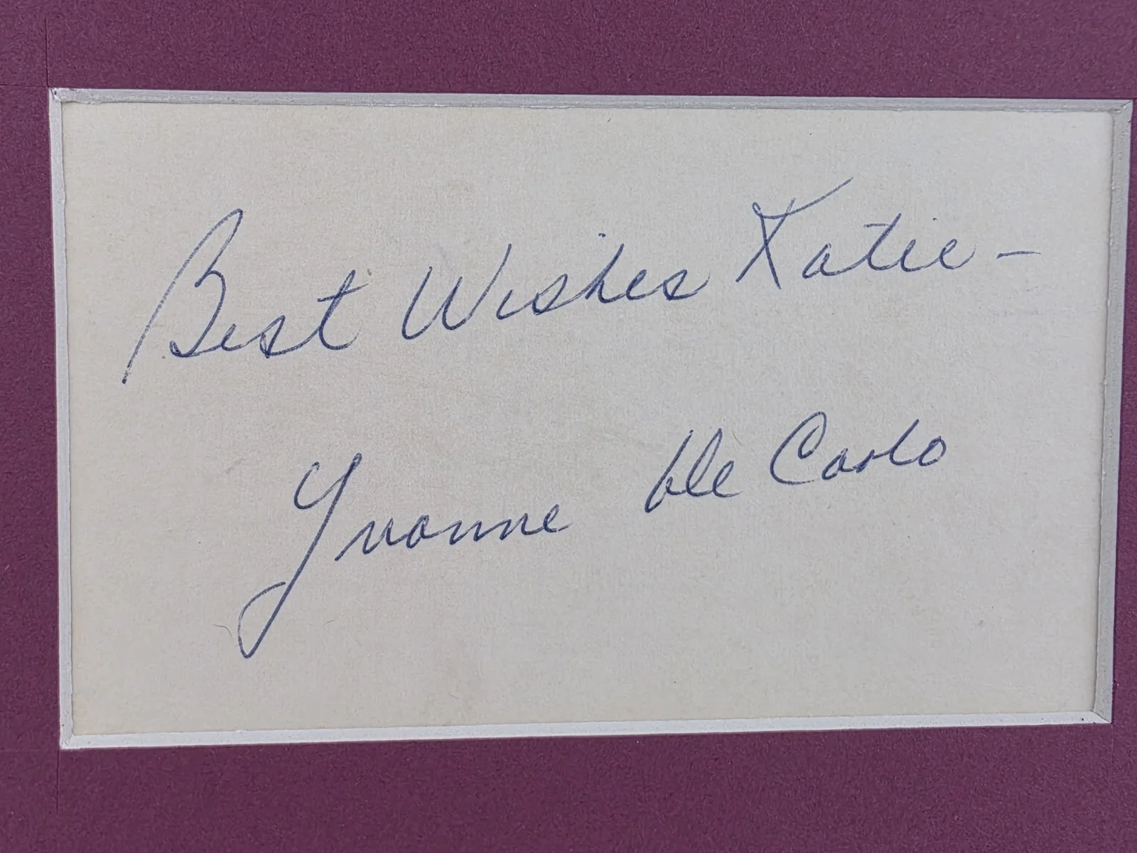 Yvonne De Carlo — Munsters Yvonne De Carlo Autograph w/ COA 11x14 Matte, изображение 3