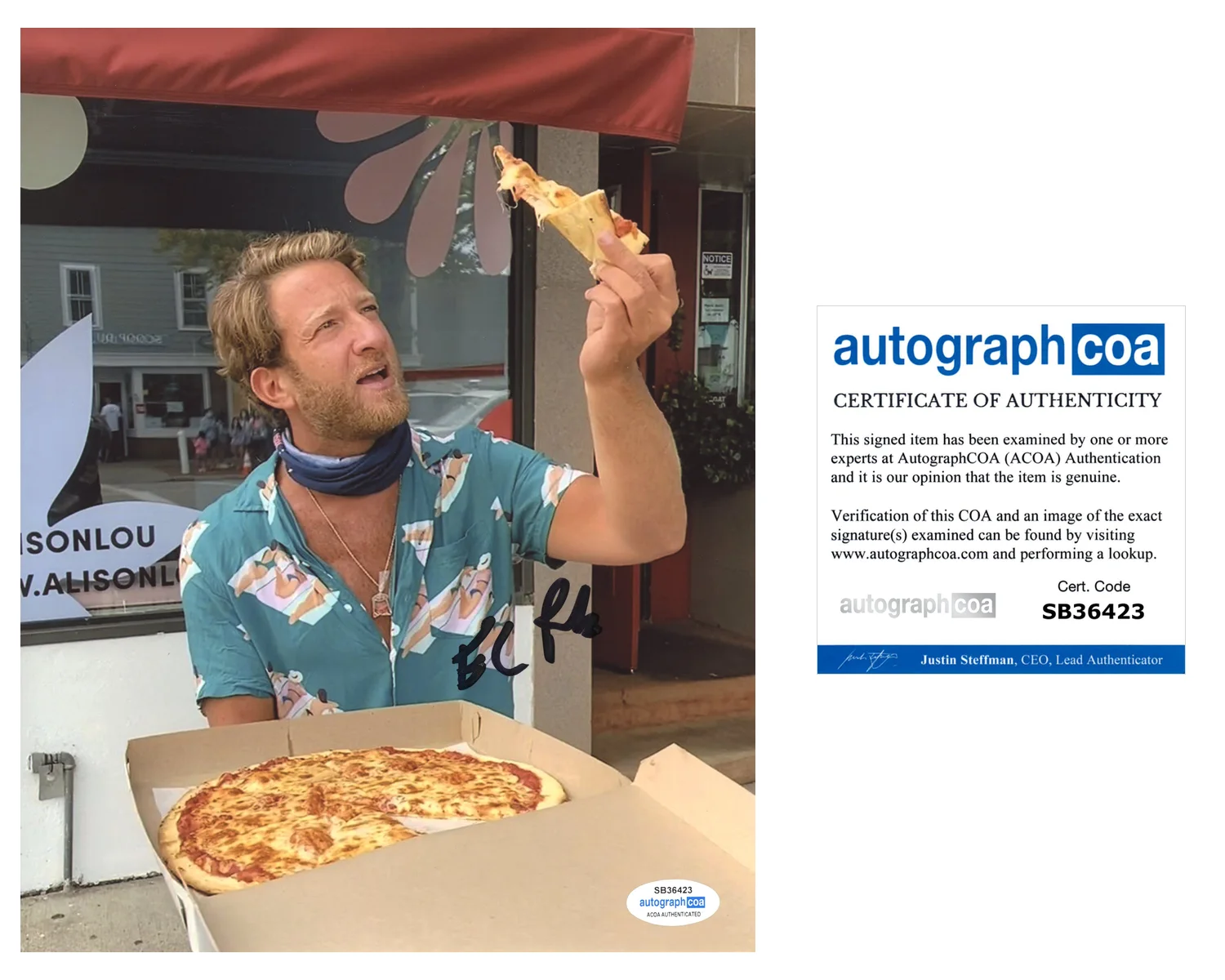 DAVE PORTNOY — Dave Portnoy signed "ONE BITE PIZZA" 8x10 Photo BARSTOOL SPORTS b Auto ACOA COA