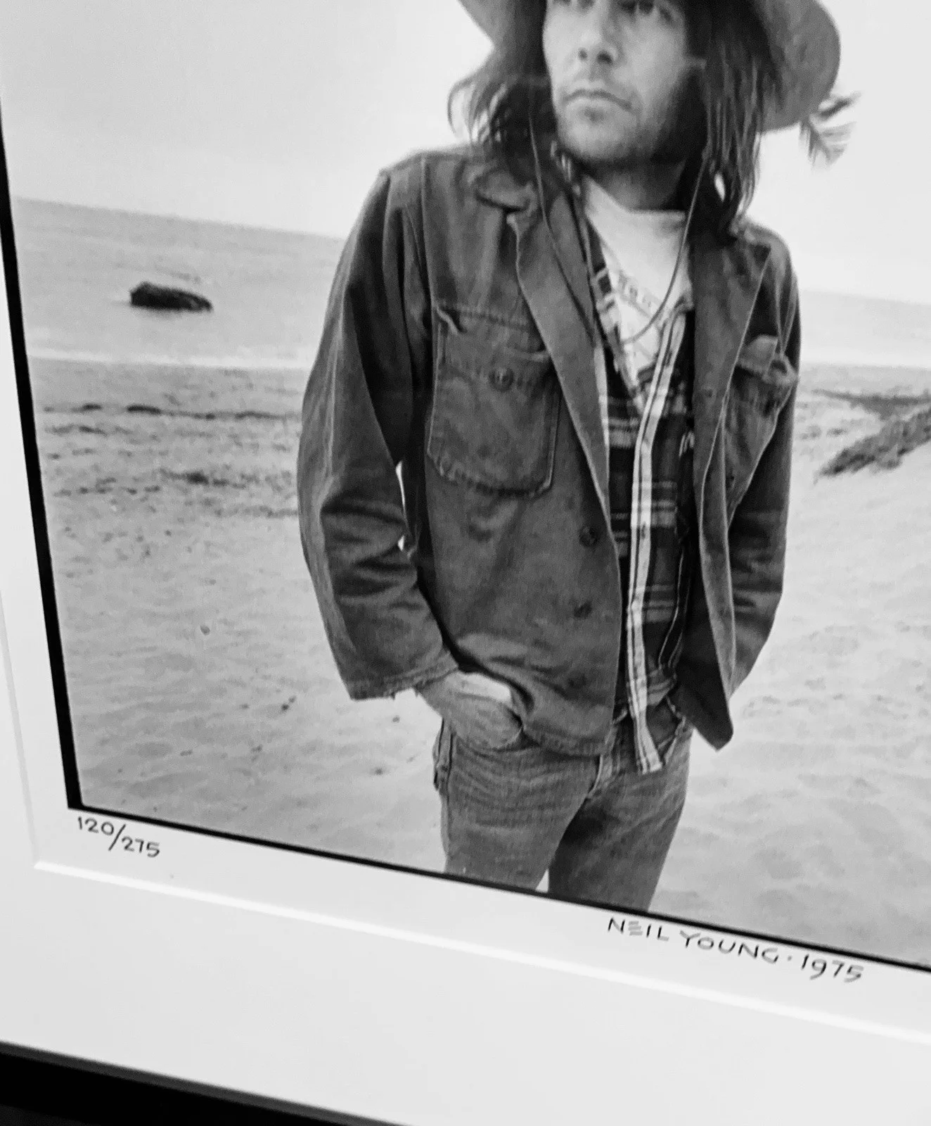 Signed Henry Diltz Ltd 120/275 Neil Young 1975 16x20 B&W Photo, изображение 5