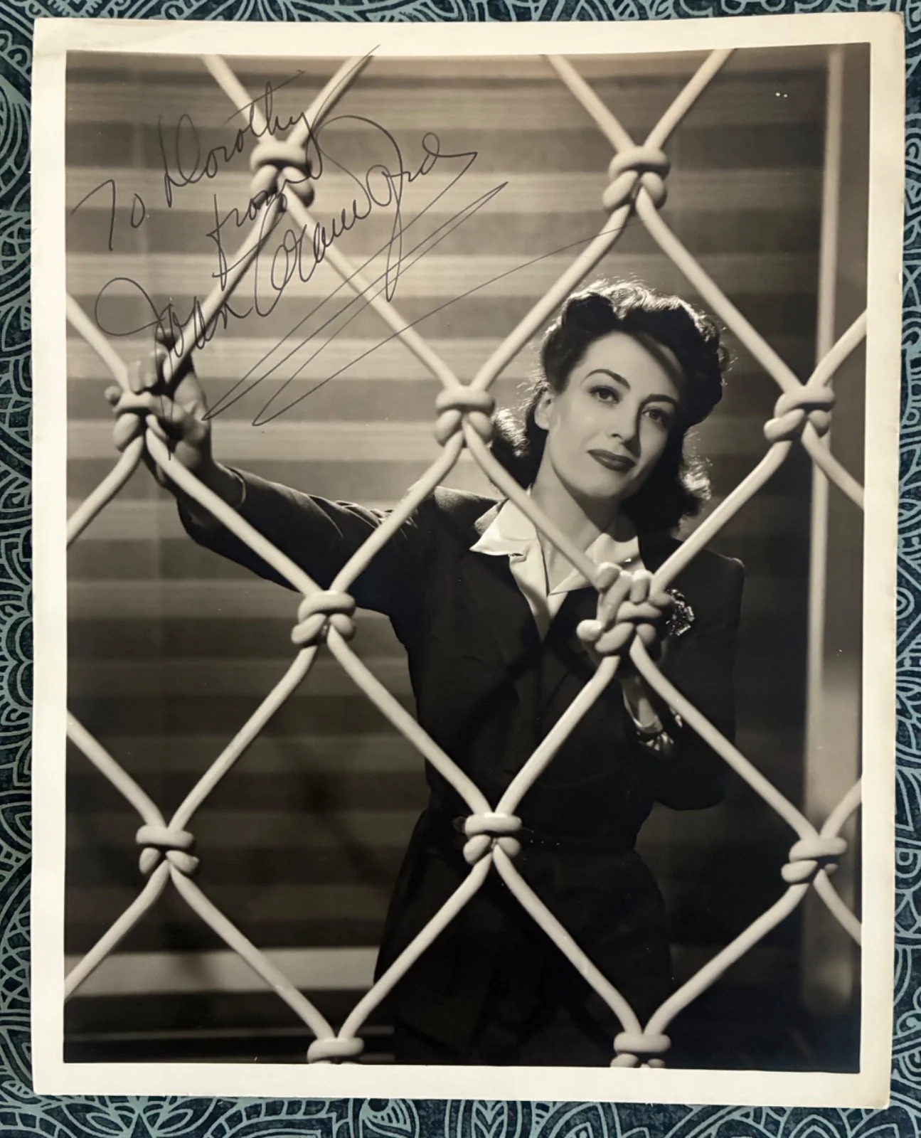 Joan Crawford — VINTAGE Joan Crawford Signed 8x10 Photo - Mildred Pierce - Authentic Autograph