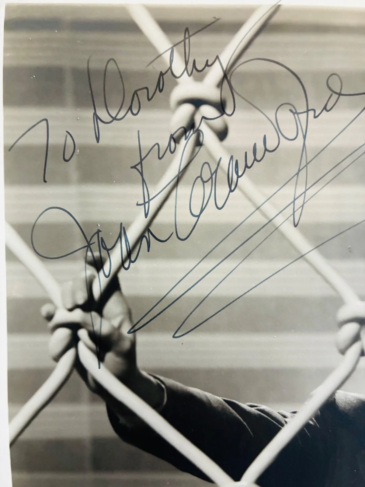 Joan Crawford — VINTAGE Joan Crawford Signed 8x10 Photo - Mildred Pierce - Authentic Autograph, изображение 2