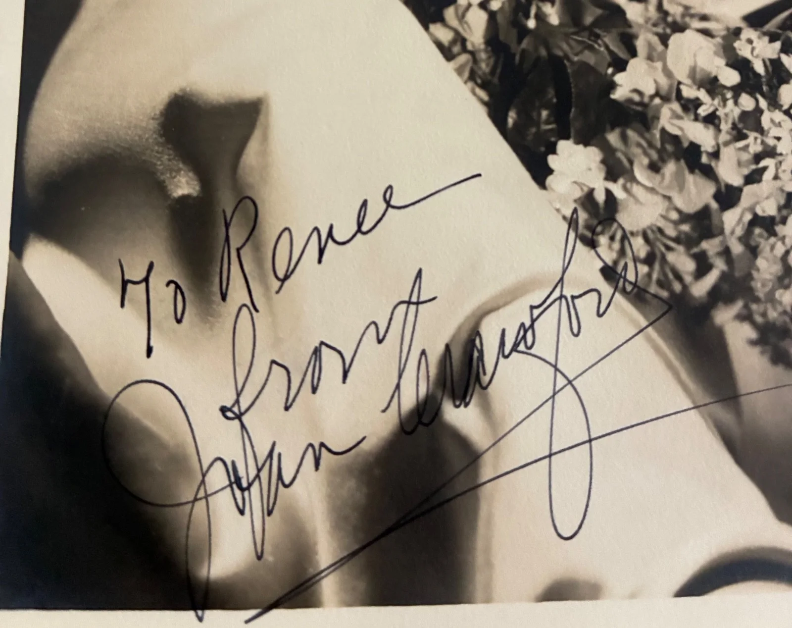 Joan Crawford — JOAN CRAWFORD Signed 8x10 Vintage Portrait Autographed "To Renee" - MGM Era, изображение 3