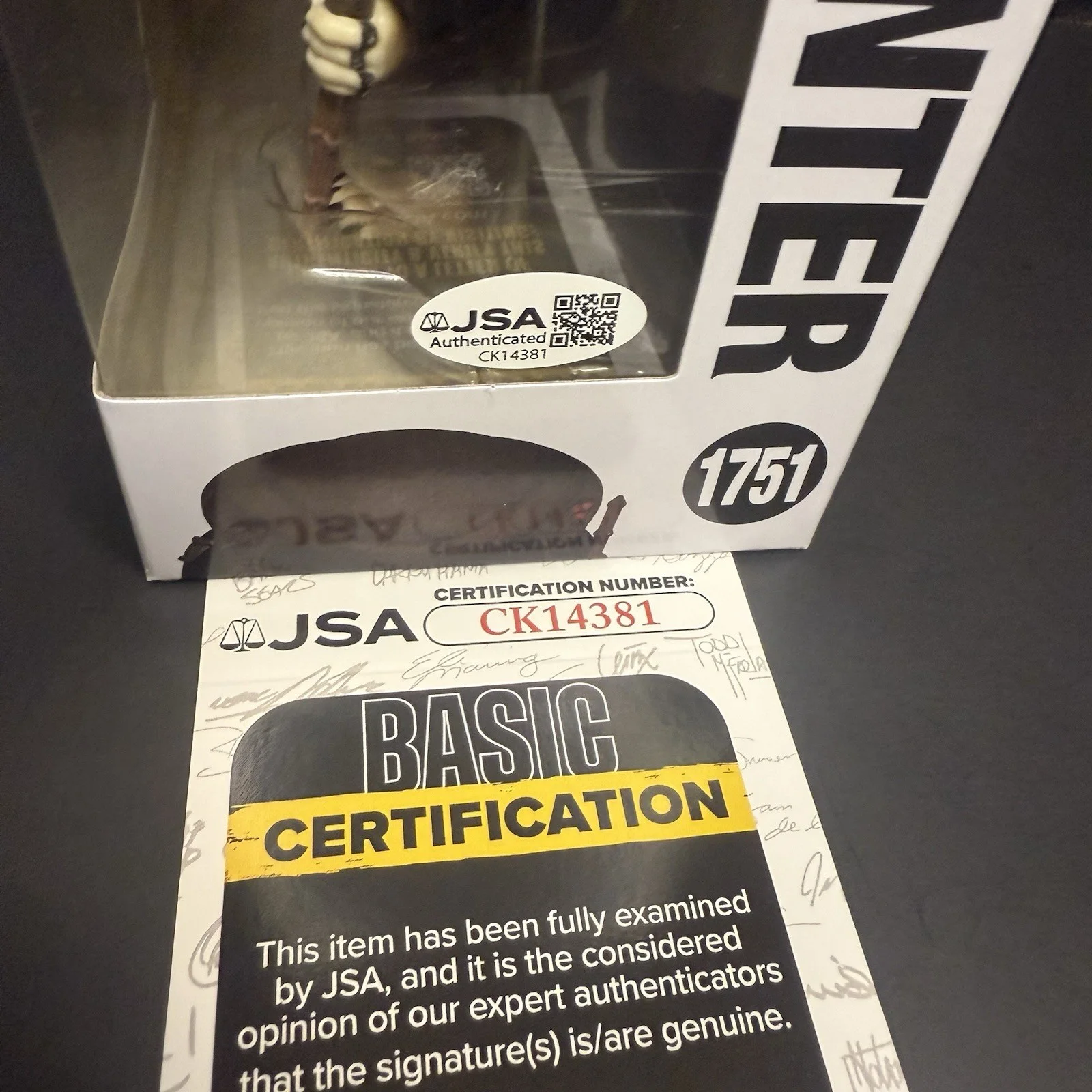 Danny Glover — Danny Glover Signed Funko Pop Autographed Predator 2 City Hunter Figure JSA COA, image 4