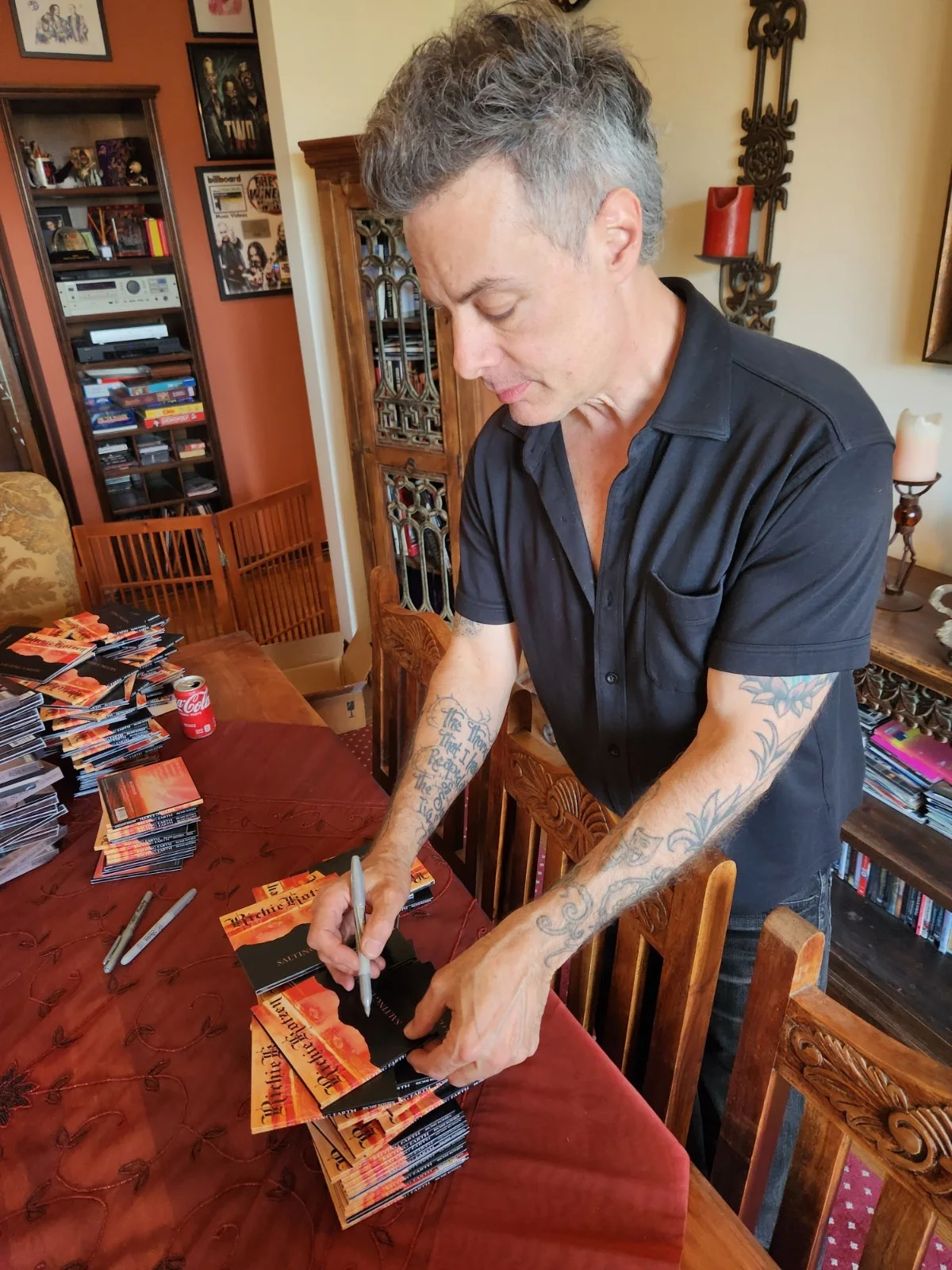 Richie Kotzen — Richie Kotzen Autographed Fan Bundle – Signed CDs + VIP Pass, image 2