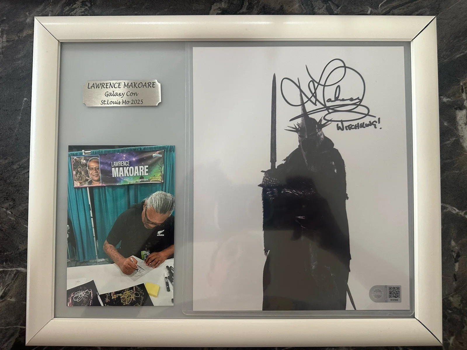 LAWRENCE MAKOARE — LAWRENCE MAKOARE Signed Lord of the Rings NAZGUL Photo shadowbox 12x15 4-charity