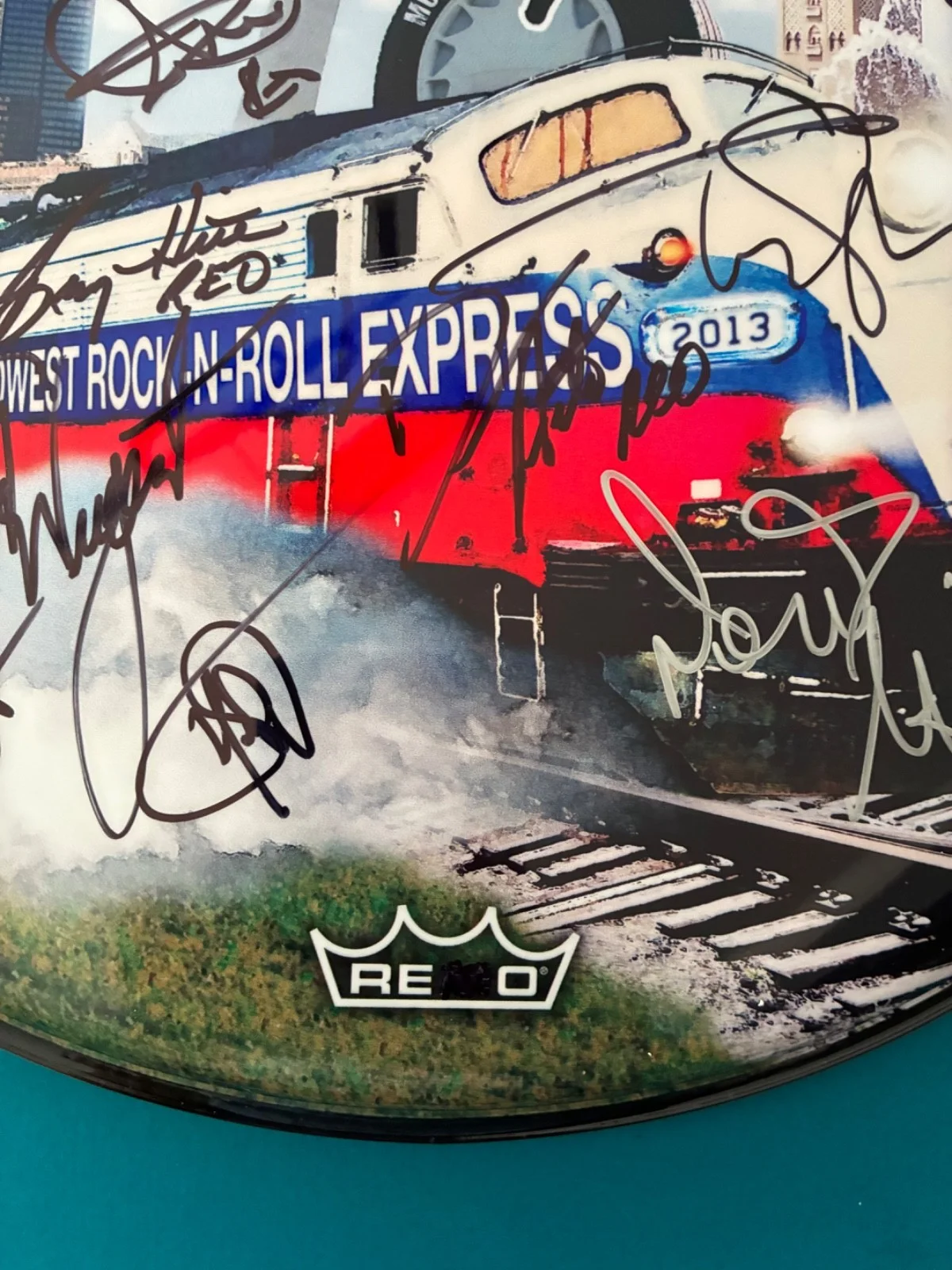 Rare 2013 Midwest Rock and Roll Express signed Drumhead Reo,Styx and Ted Nugent, изображение 5
