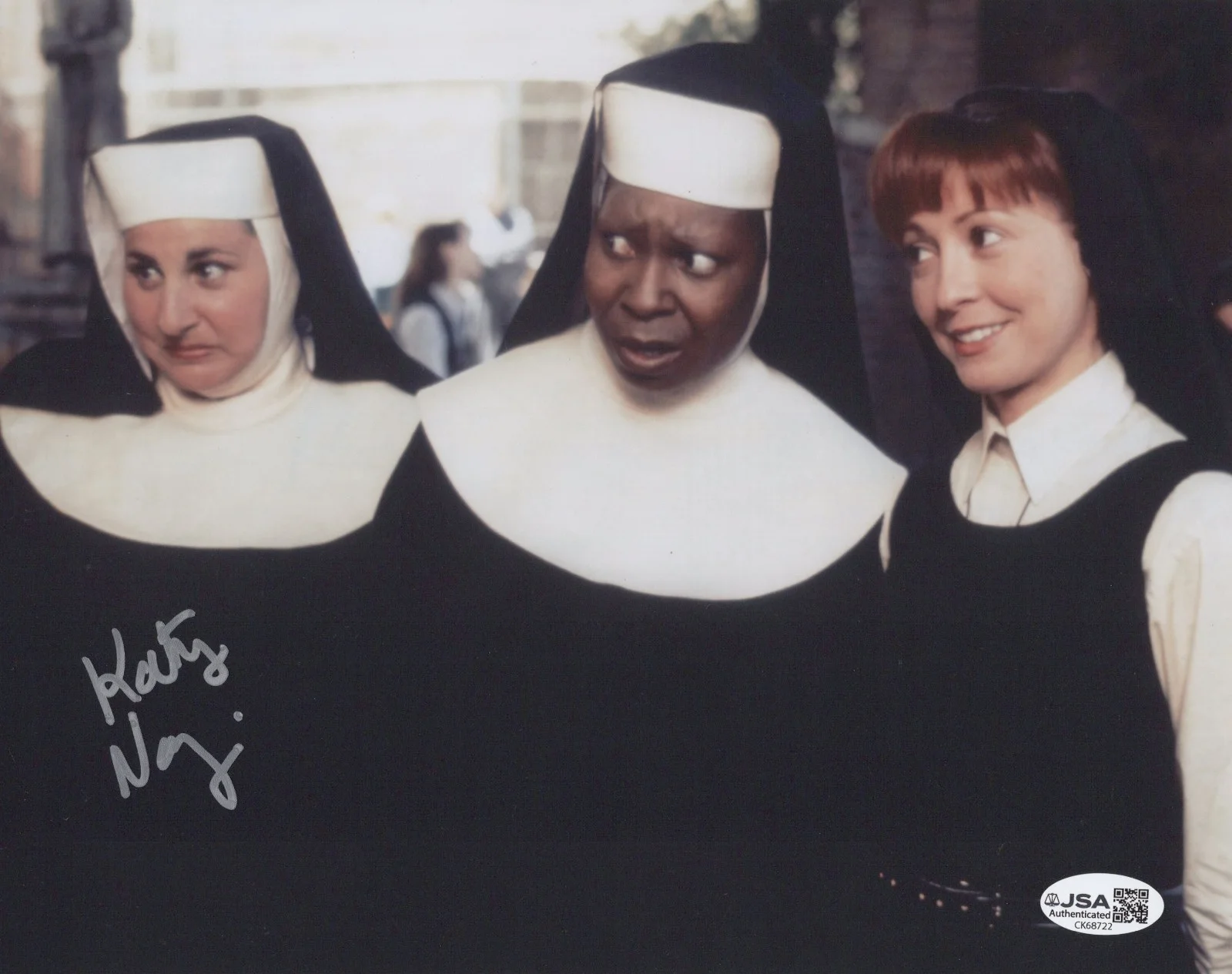 Kathy Najimy — Sister Act 8x10 photo of Mary Patrick signed by Kathy Najimy JSA COA