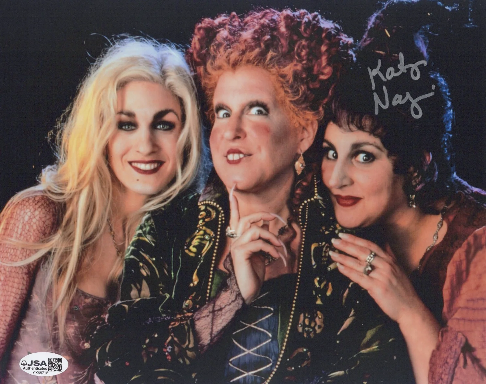 Kathy Najimy — Hocus Pocus 8x10 photo of Mary Sanderson signed by Kathy Najimy JSA COA