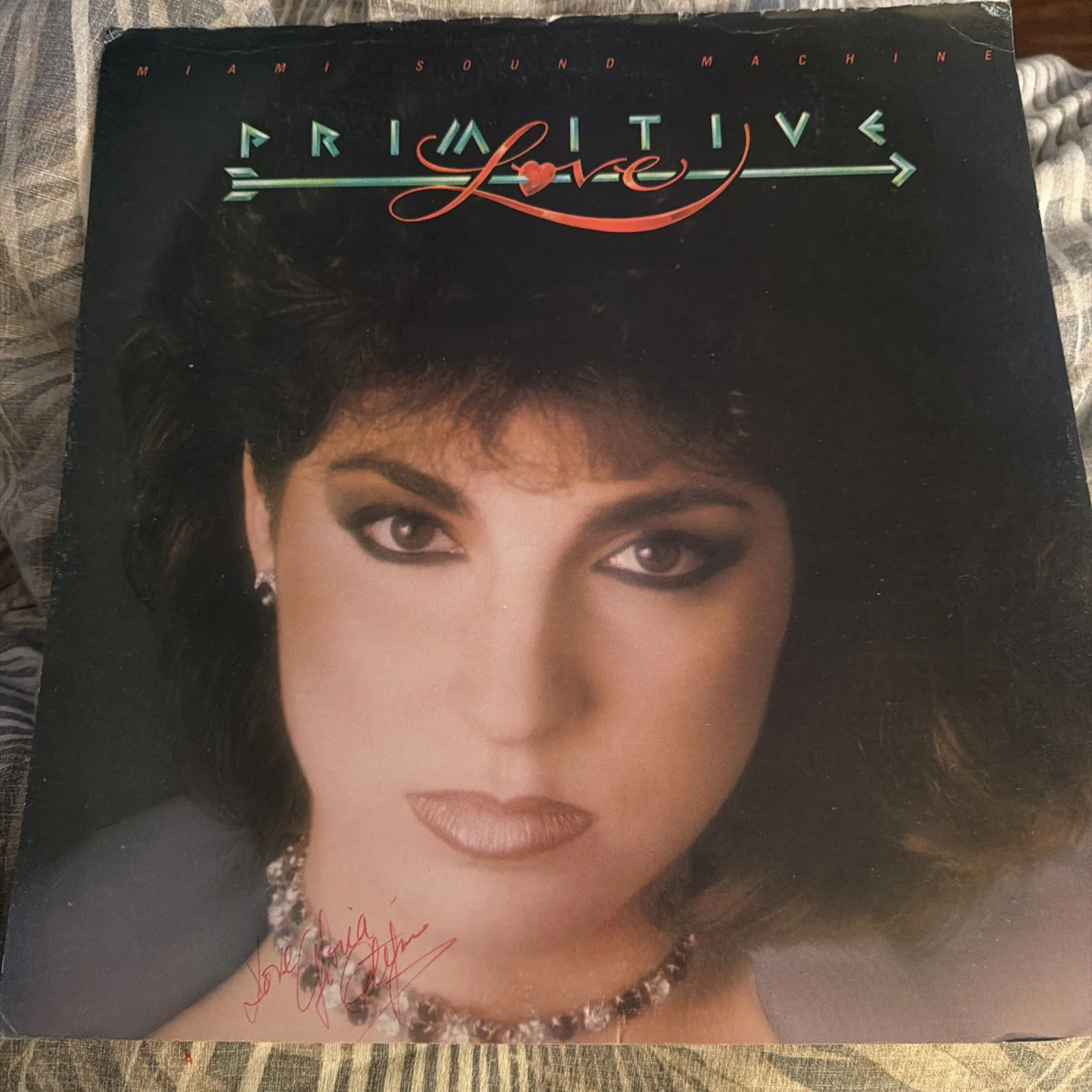 Gloria Estefan Signed Primitive Love LP Album Cover Autograph (no Record), image 2