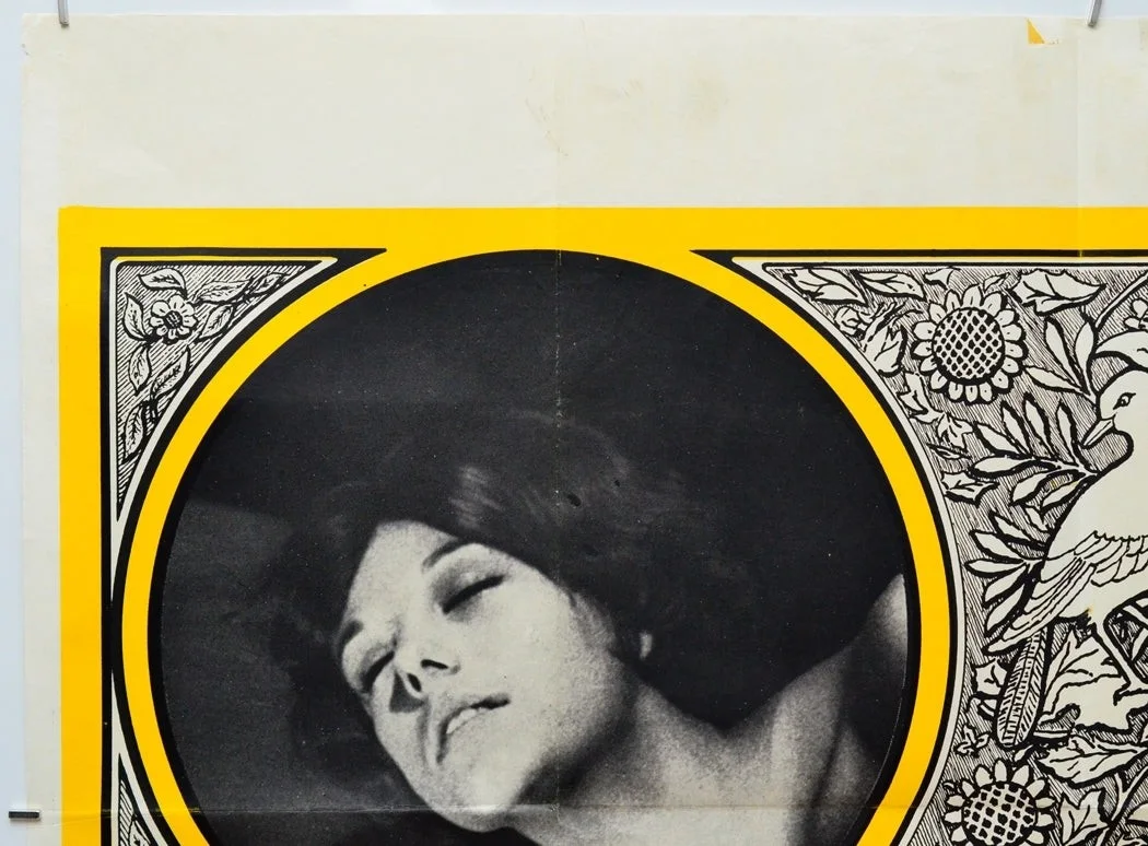 THE VIRGINS (1963) Original Quad Poster - Charles Aznavour, Stefania Sandrelli, image 2