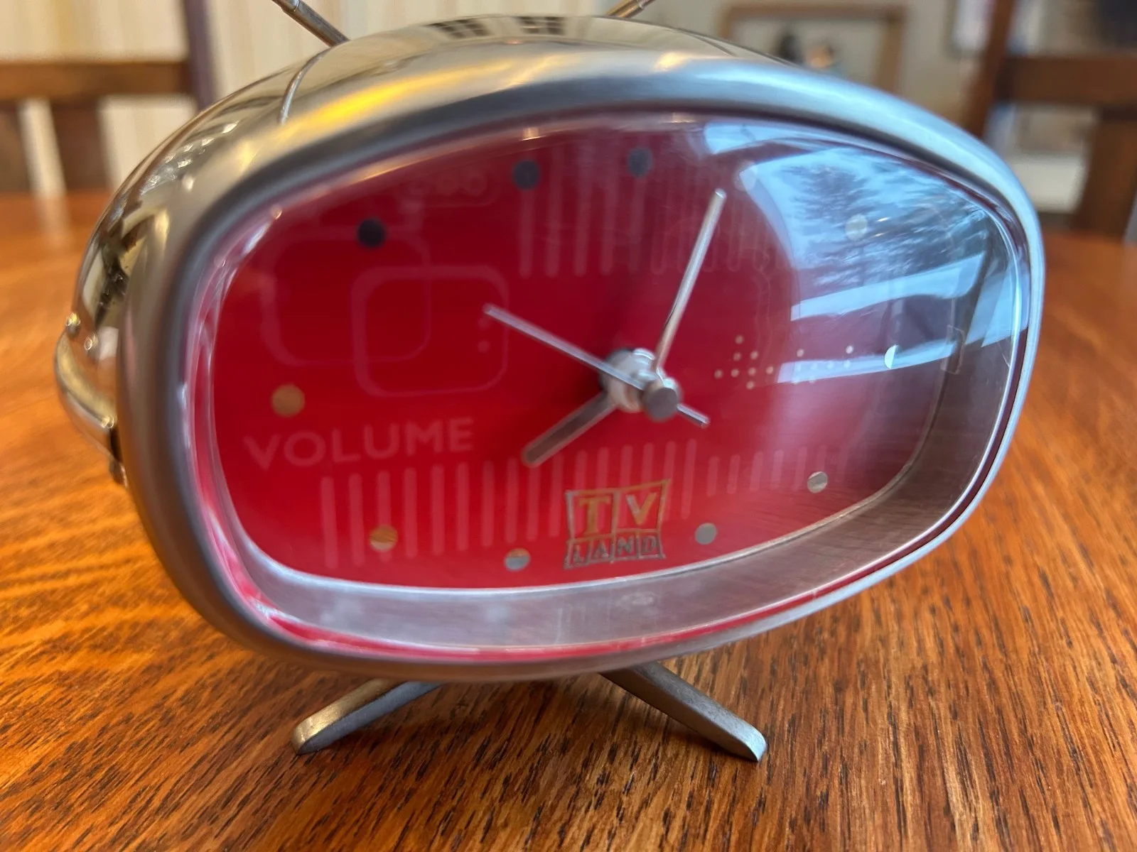 Nostalgic TV Land Model Clock, изображение 2