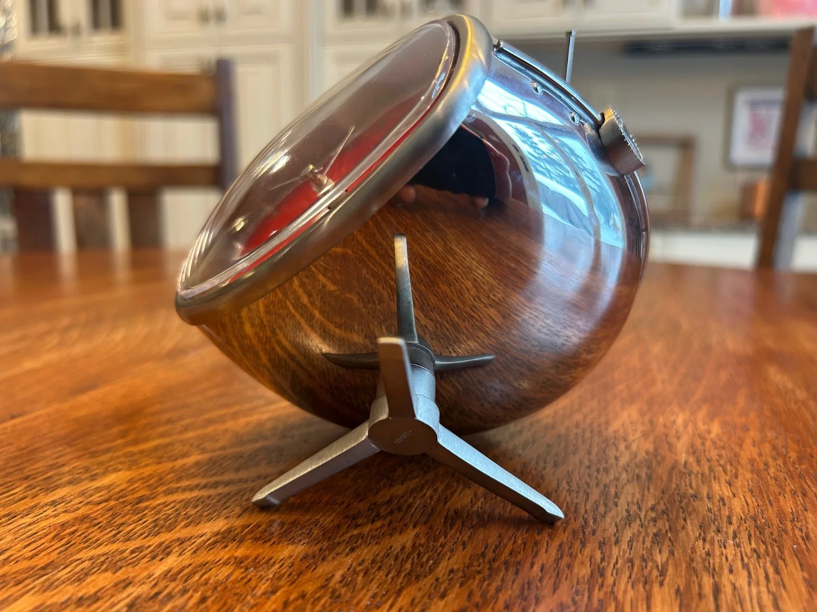 Nostalgic TV Land Model Clock, изображение 4