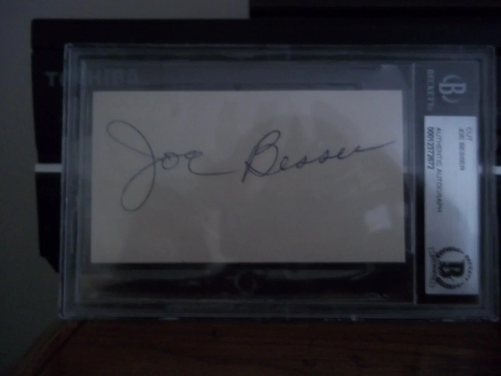 Joe Besser — Joe Besser-Three Stooges-cut signature-Beckett Slabbed