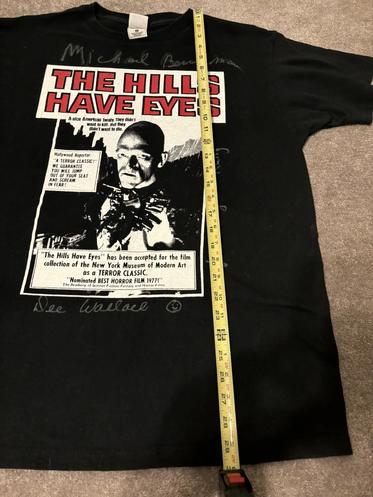 Michael Berryman Dee Wallace Janus Blythe Autograph Hills Have Eyes T Shirt, изображение 3