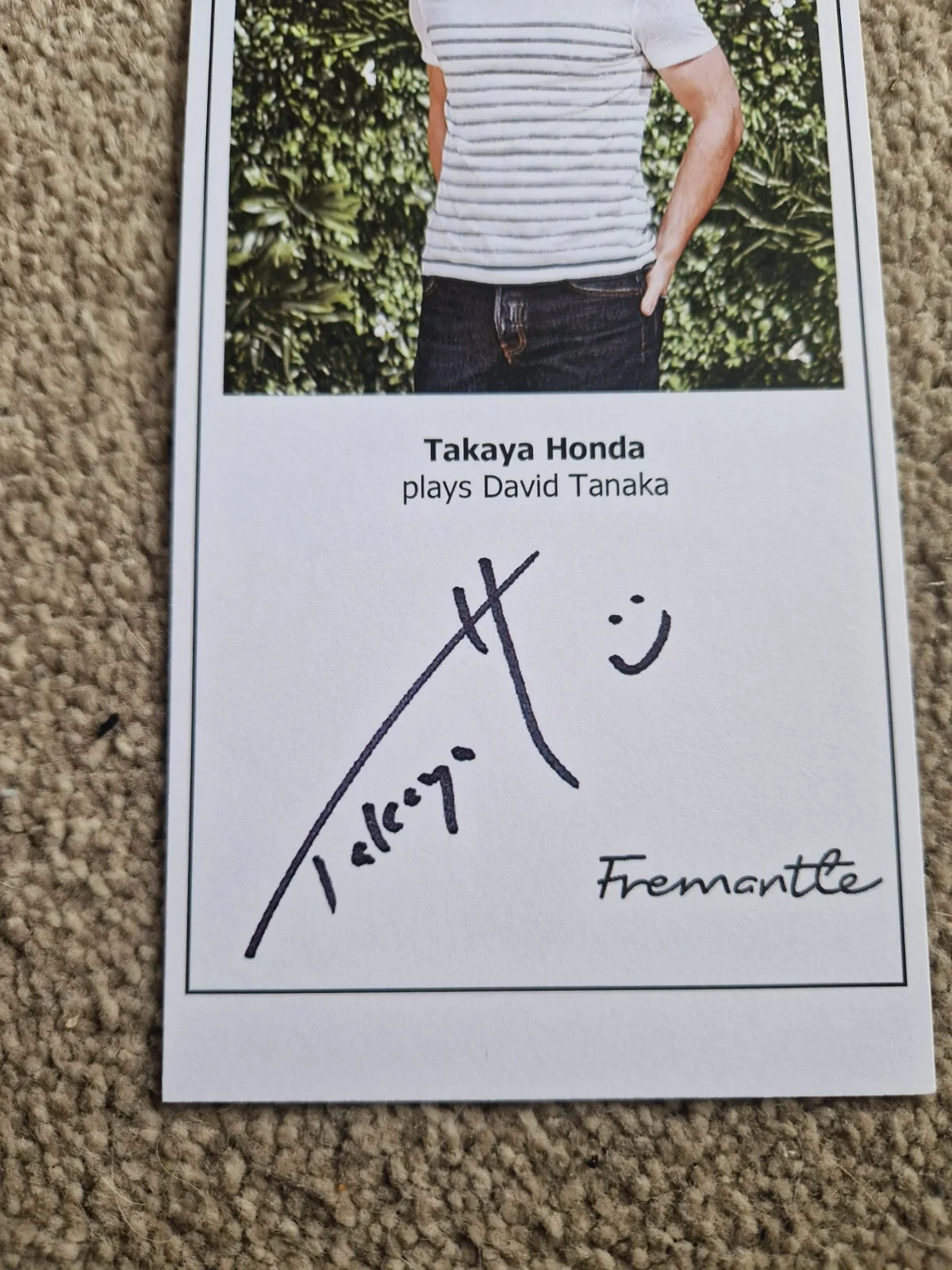 TAKAYA HONDA AS DAVID TANAKA SIGNED 2022 NEIGHBOURS CAST FAN CARD (FINAL CAST), image 2