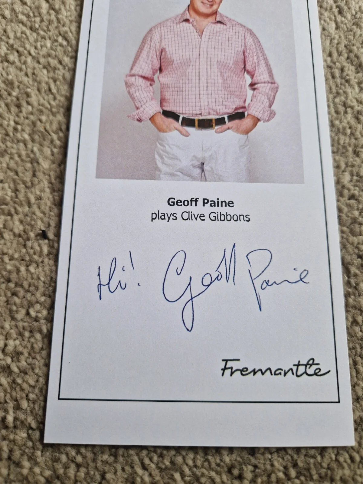 GEOFF PAINE AS CLIVE GIBBONS SIGNED 2022 NEIGHBOURS CAST CARD (FINAL CAST), изображение 2