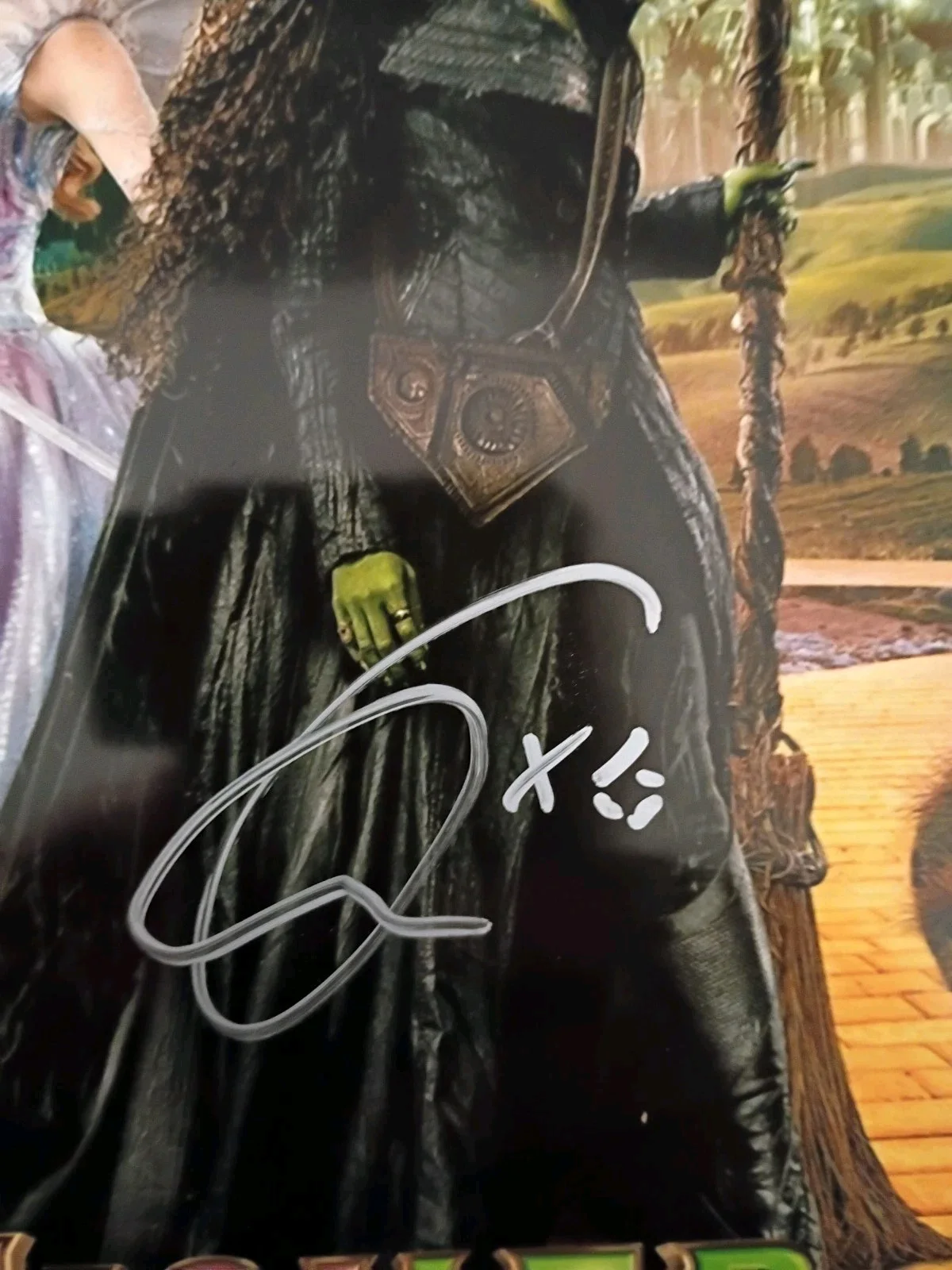 Ariana Grande / Cynthia Erivo — Ariana Grande Cynthia Erivo Wicked Signed 8x10 COA W/ Matching Numbered Sticker, изображение 4