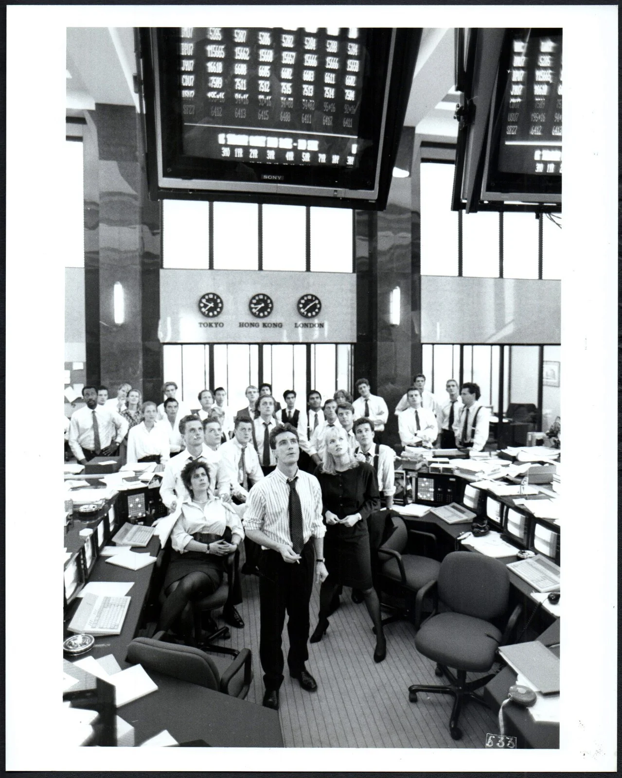 DEALERS 1989 Paul McGann, Rebecca De Mornay, Derrick O'Connor 9 10x8 STILLS, изображение 5