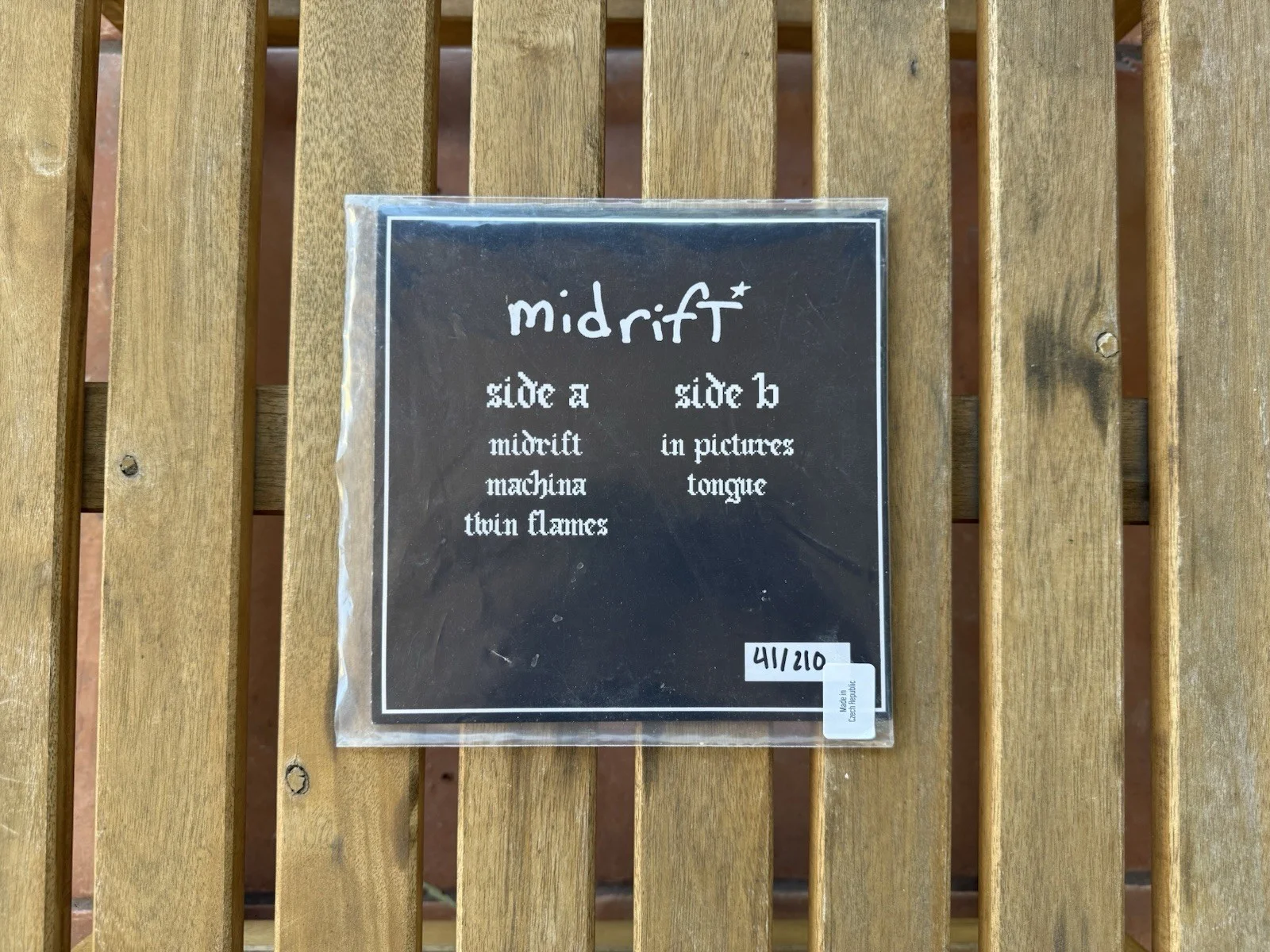 Midrift EP 2024 Red and Black Vinyl Autographed/Signed by band members, изображение 5