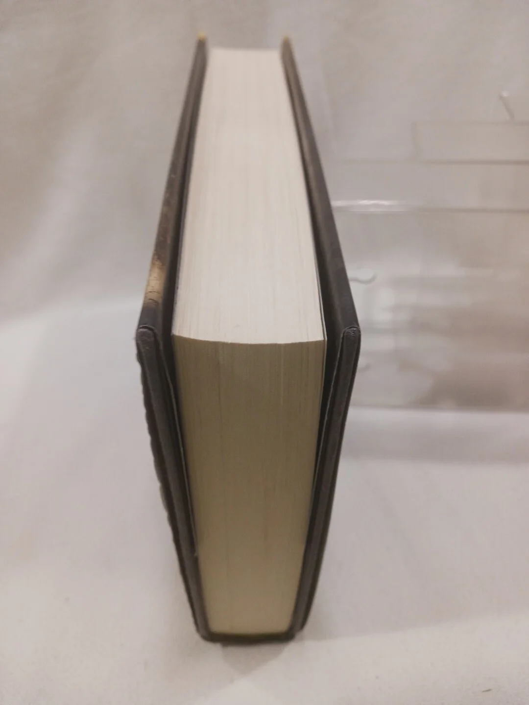 Sabaa Tahir — SIGNED An Ember In The Ashes Sabaa Tahir 2015 Young Adult Fantasy Hardcover DJ, изображение 5