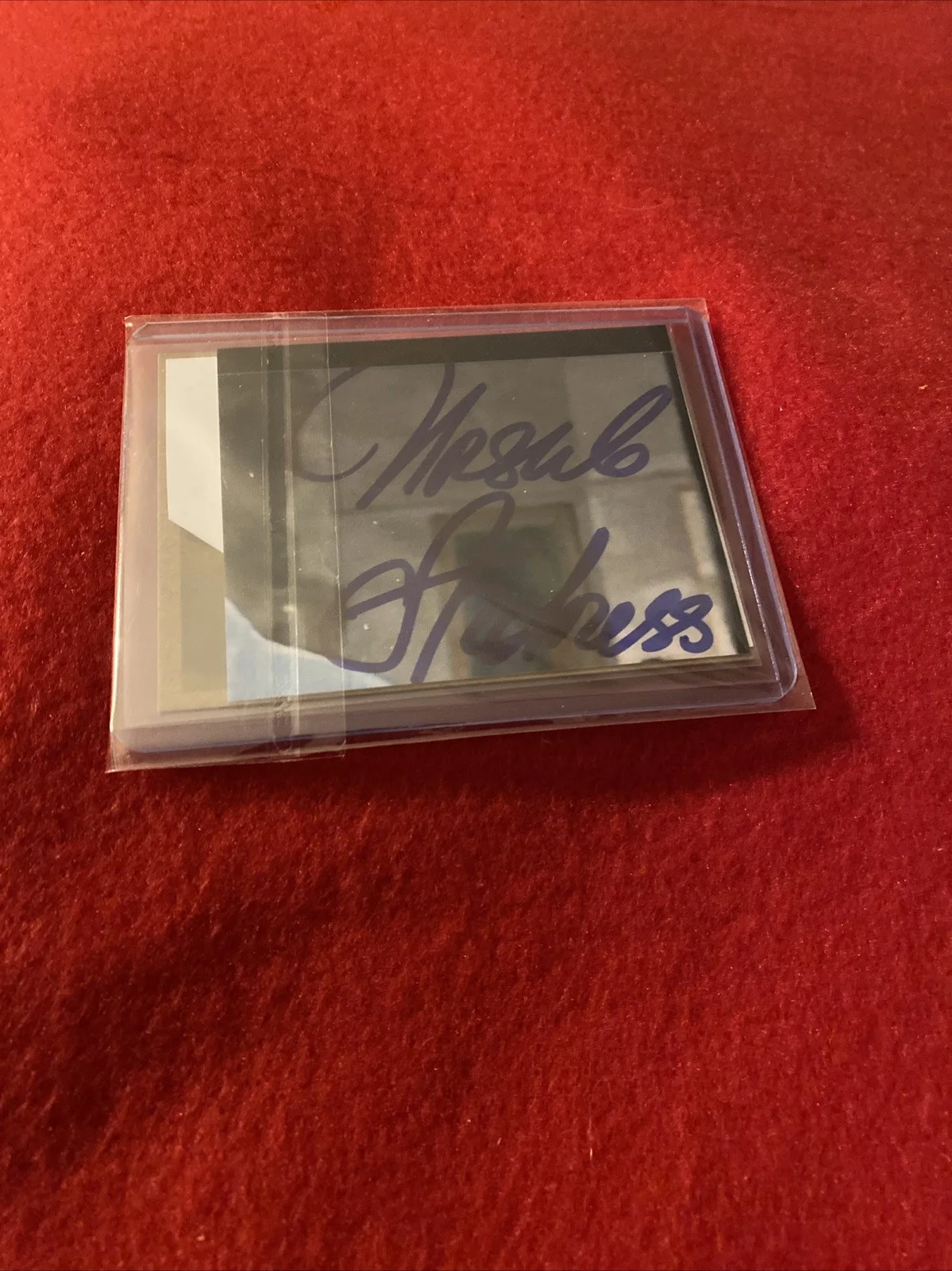 James Bond Autograph- Ursula Andress “Dr. No” W/ Collector Card., изображение 4