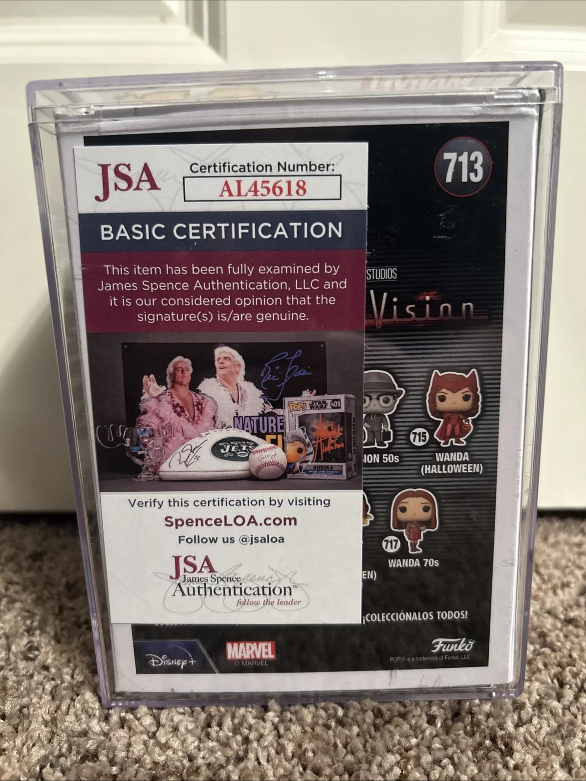ELIZABETH OLSEN — ELIZABETH OLSEN SIGNED AUTOGRAPH FUNKO POP 713 WANDAVISION JSA COA, изображение 3