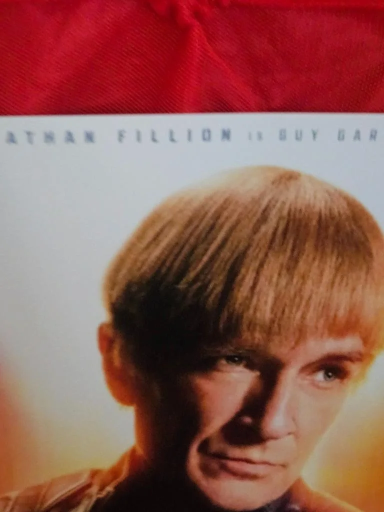 NATHAN FILLION — NATHAN FILLION GUY GARDNER HAND SIGNED AUTOGRAPHED 8X10 PHOTO SUPERMAN 2025 COA, изображение 4