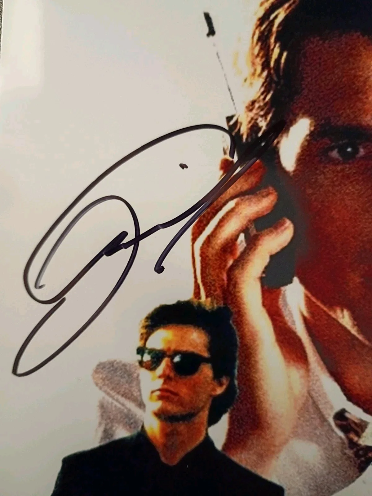 Tom Cruise — Tom Cruise Top Gun Signed 8x10 Photo COA W/Matching Numbered Sticker, image 5