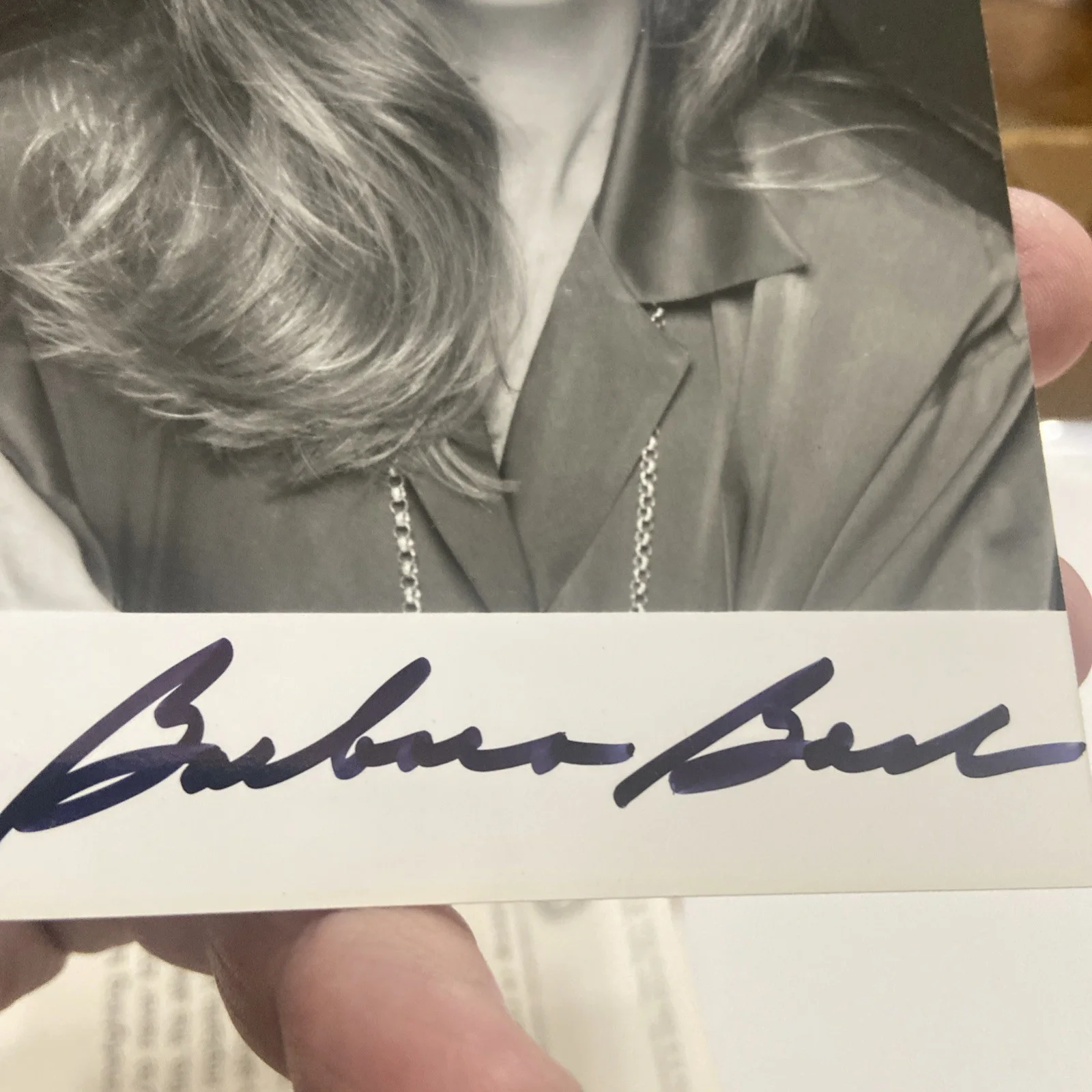 Barbara Bach — Barbara Bach Signed James Bond The Spy Who Loved Me 3x5 B&W Photo, изображение 2