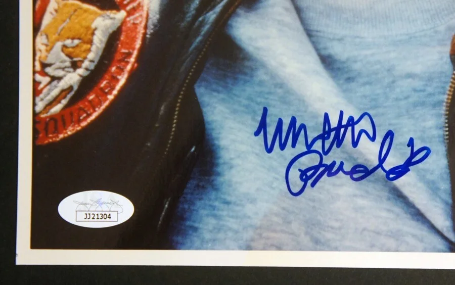 Matthew Broderick — *JSA CERT* MATTHEW BRODERICK SIGNED Young & Smiling Ferris Bueller 8x10 Color!, image 3