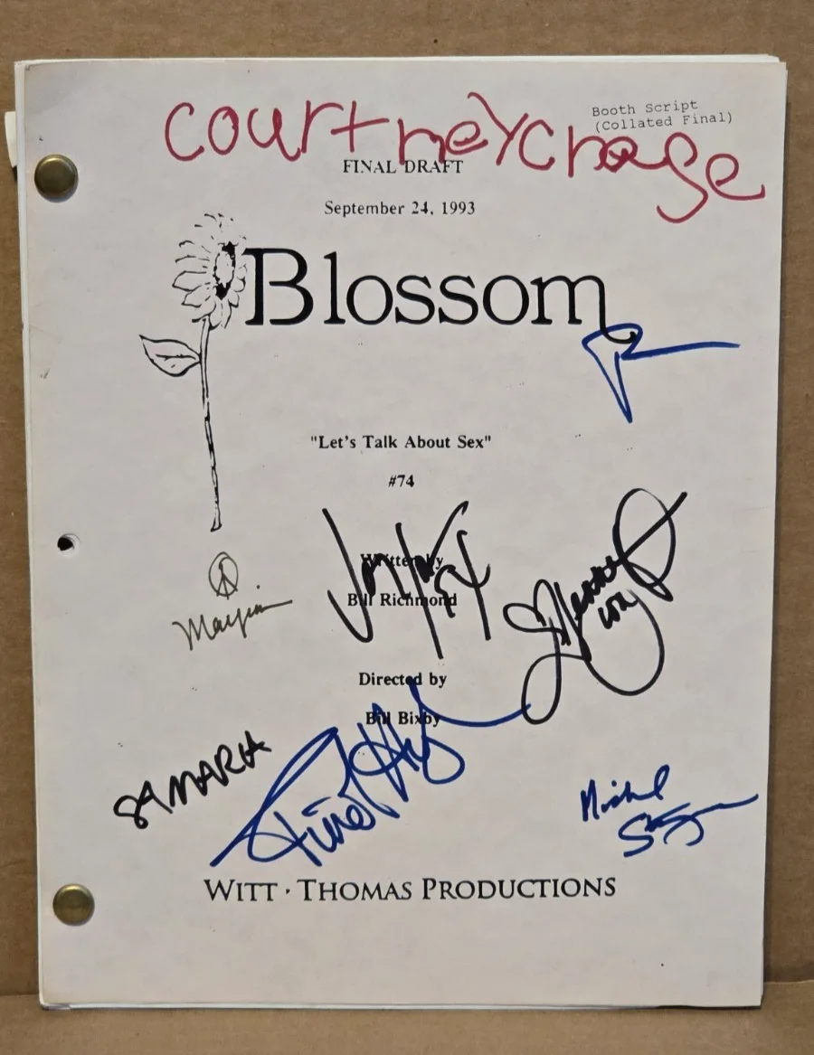 Mayim Bialik, Joey Lawrence, Jenna Von Oy, Finola Hughes — Blossom Cast Signed TV Script, Mayim Bialik, Joey Lawrence, Jenna Von Oy, image 2