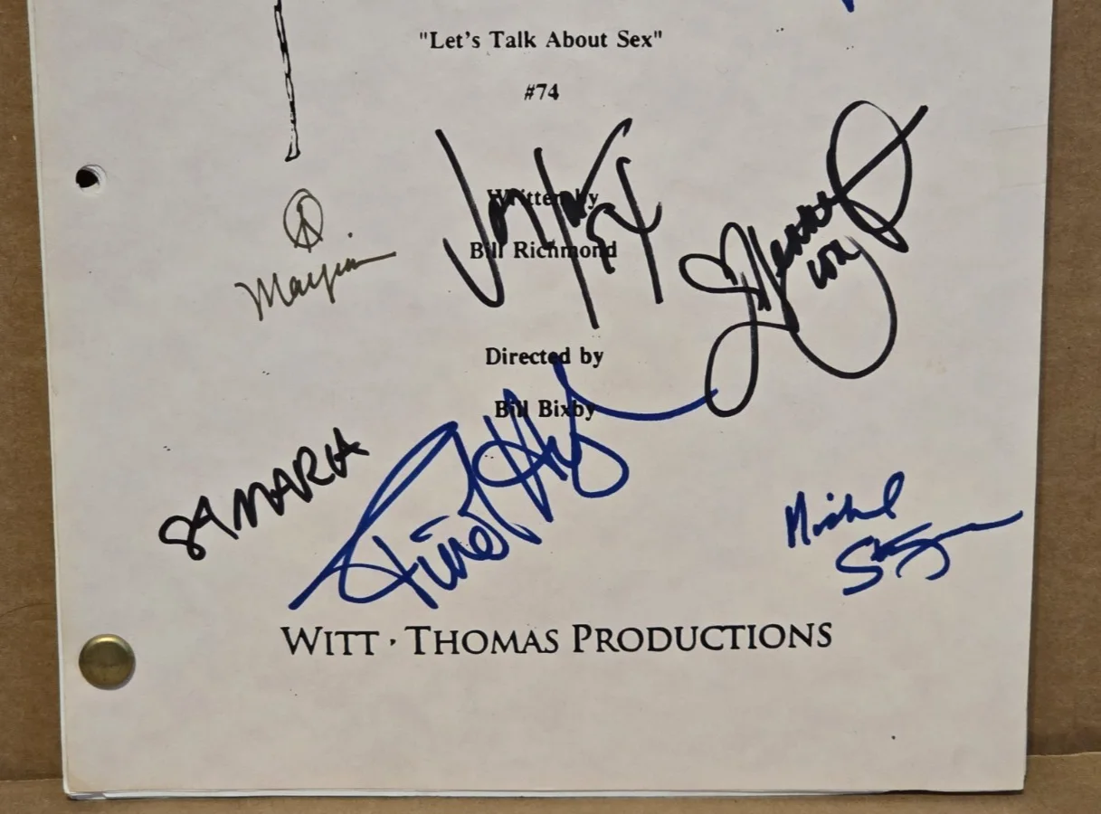 Mayim Bialik, Joey Lawrence, Jenna Von Oy, Finola Hughes — Blossom Cast Signed TV Script, Mayim Bialik, Joey Lawrence, Jenna Von Oy, image 4