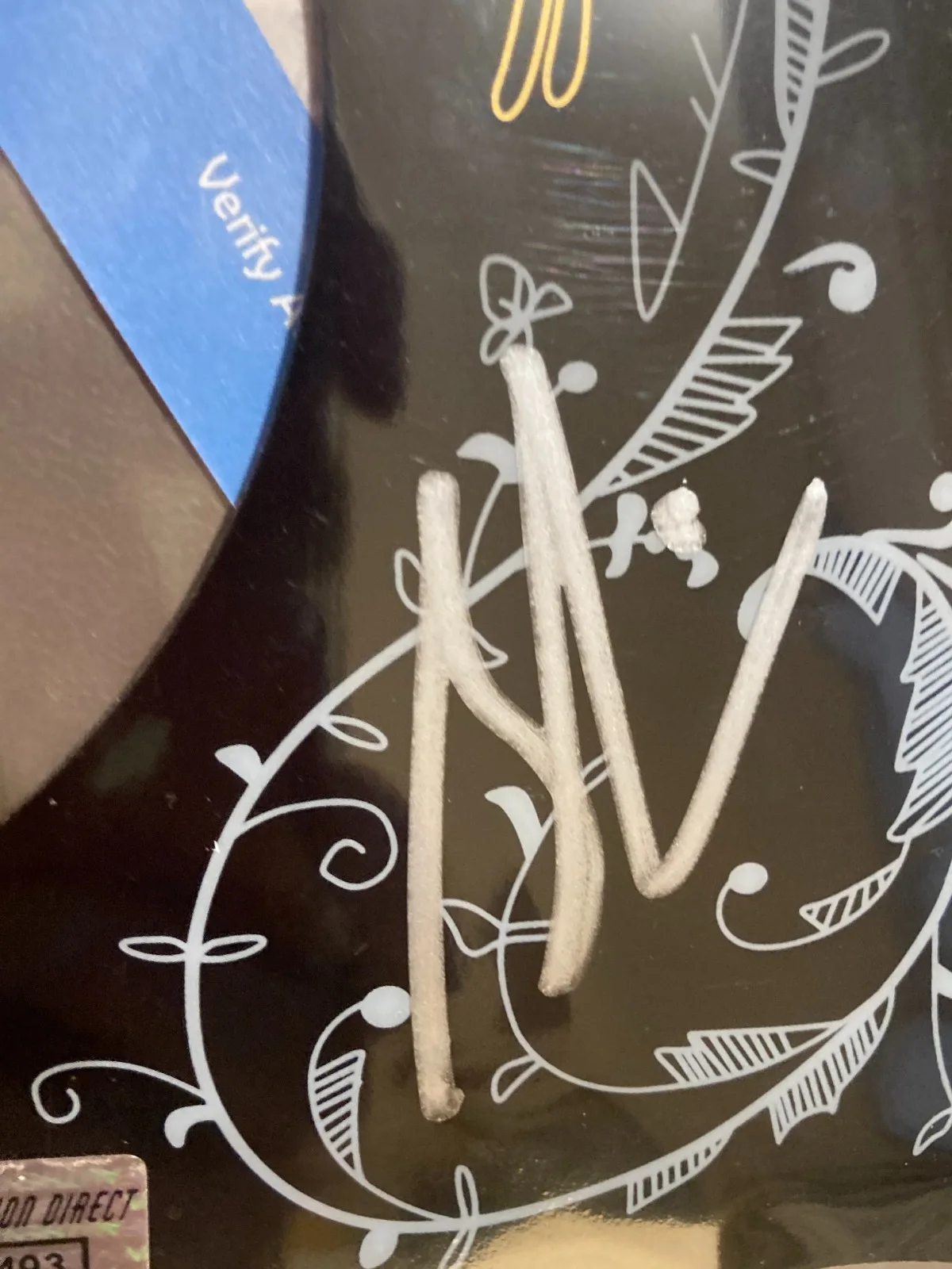 Country Music Icon SHANIA TWAIN - SIGNED Guitar Pick Guard with COA, изображение 2