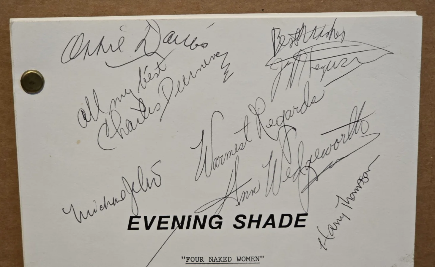 Burt Reynolds, Marilu Henner, Ossie Davis, Elizabeth Ashley — Evening Shade Cast Signed TV Script, Burt Reynolds, Marilu Henner, Ossie Davis, image 2