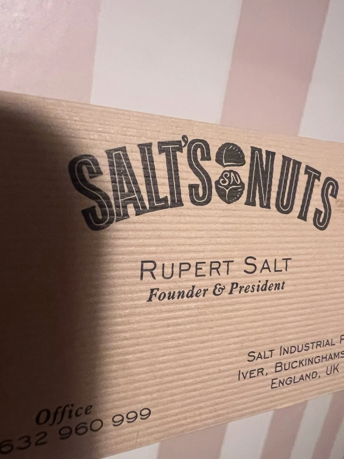 Charlie & The Chocolate Factory - SALTS NUTS BUSINESS CARD Movie Prop, изображение 2