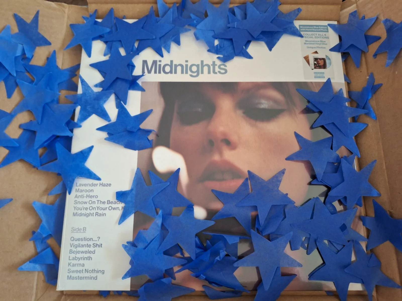 Autographed Taylor Swift Signed Midnights Vinyl Moonstone Blue with confetti, изображение 3