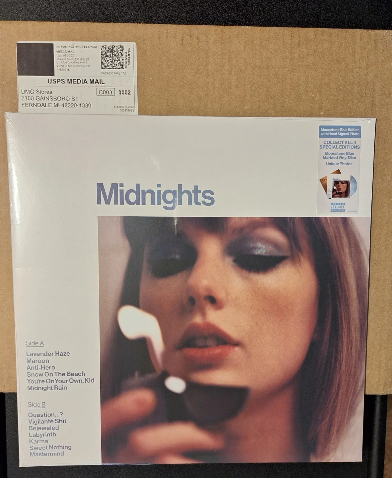 Autographed Taylor Swift Signed Midnights Vinyl Moonstone Blue with confetti, изображение 5