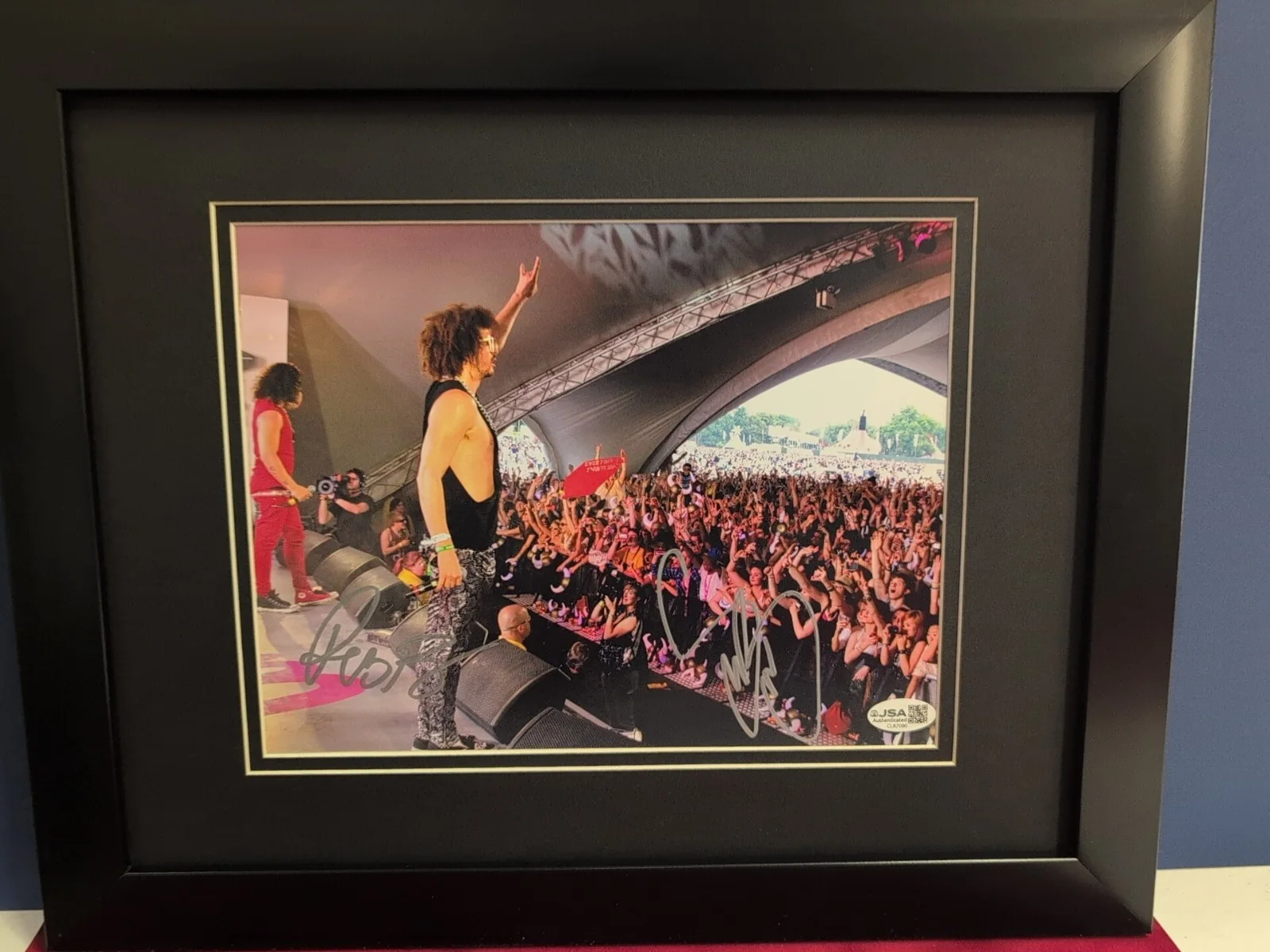 Lmfao — LMFAO Party Rock signed 8x10 photo JG Autographs + JSA COA Custom Frame, изображение 2
