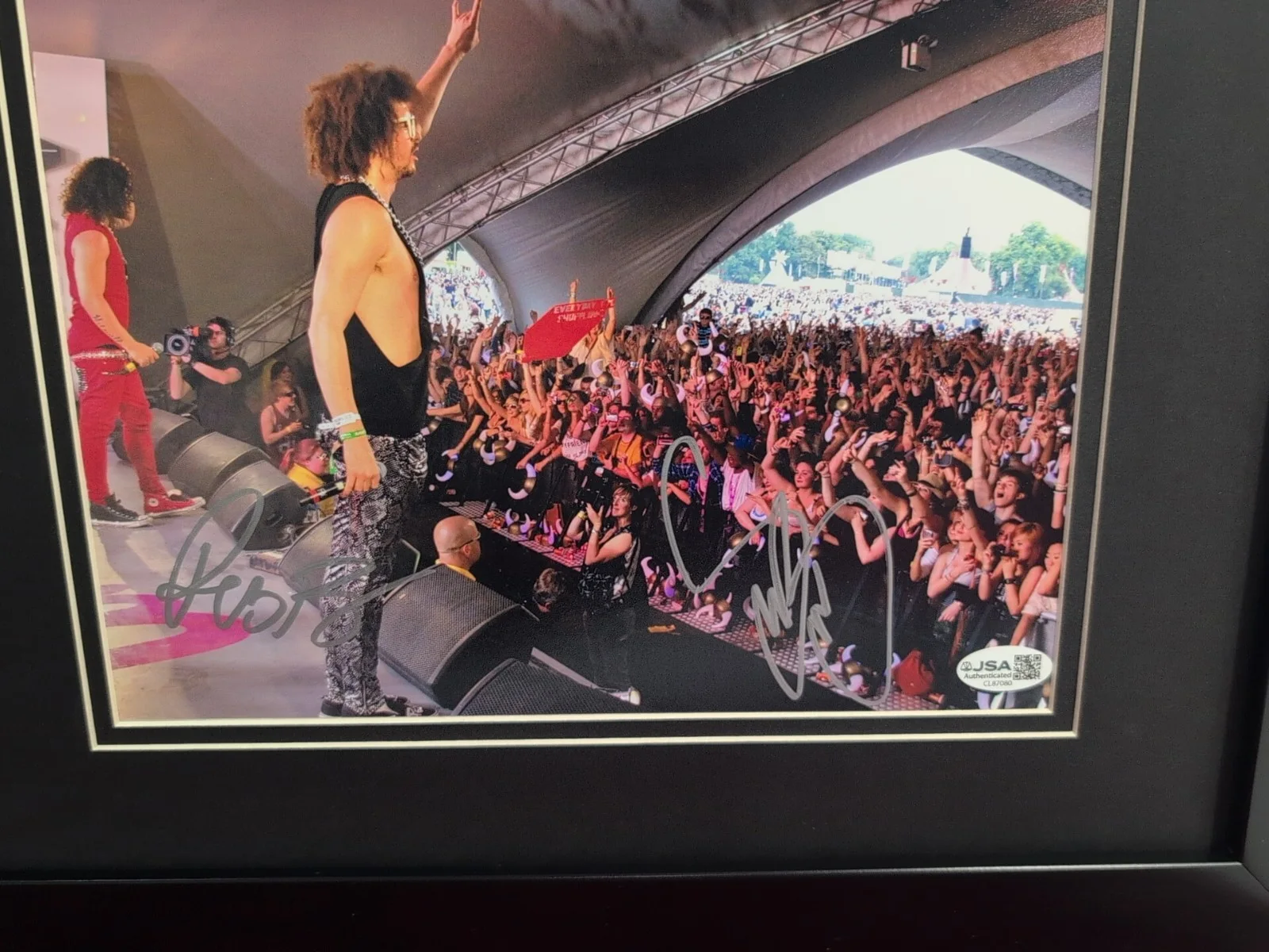 Lmfao — LMFAO Party Rock signed 8x10 photo JG Autographs + JSA COA Custom Frame, изображение 3