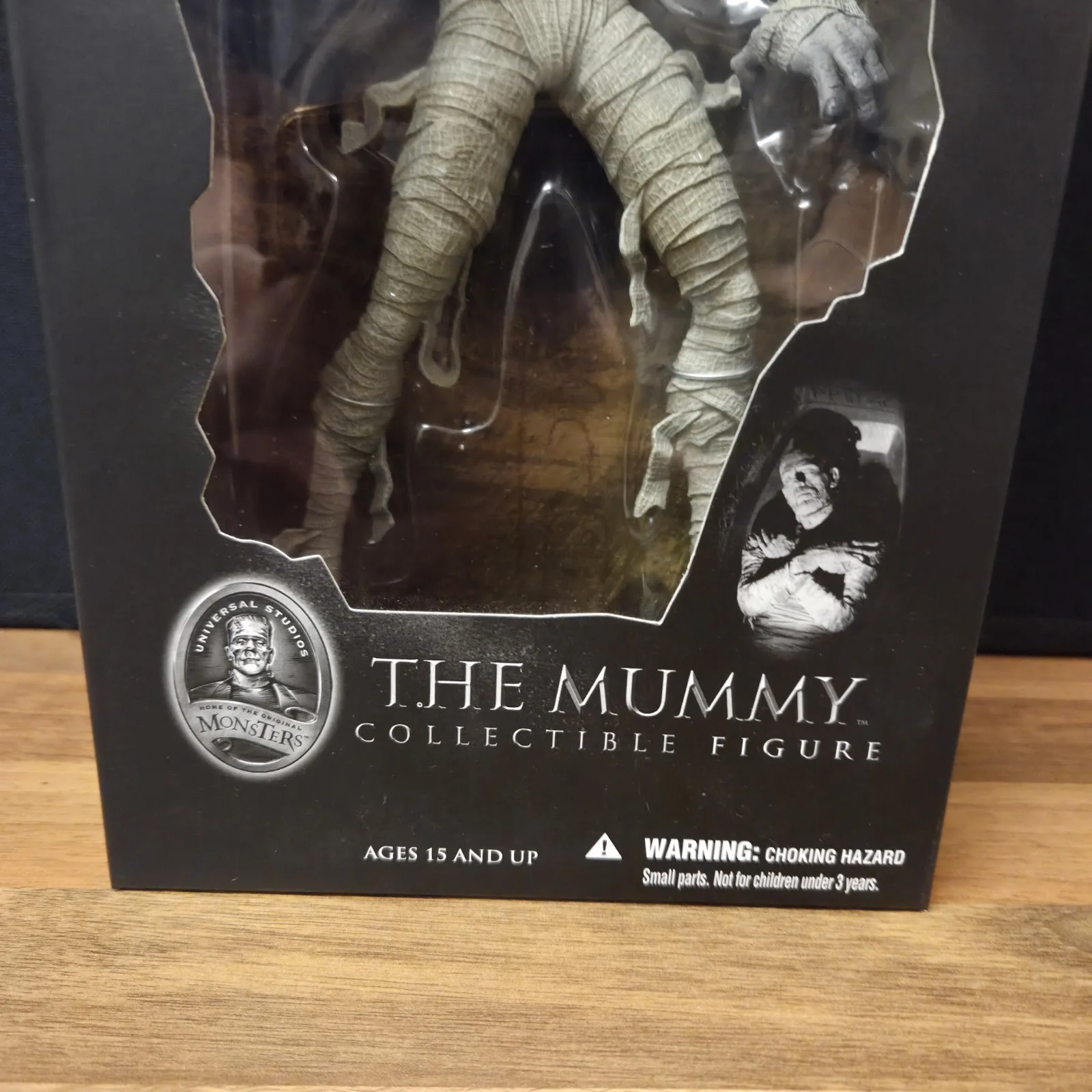 Mezco Universal Monsters The Mummy 9" Action Figure Black & White NYCC 2014 New, image 2