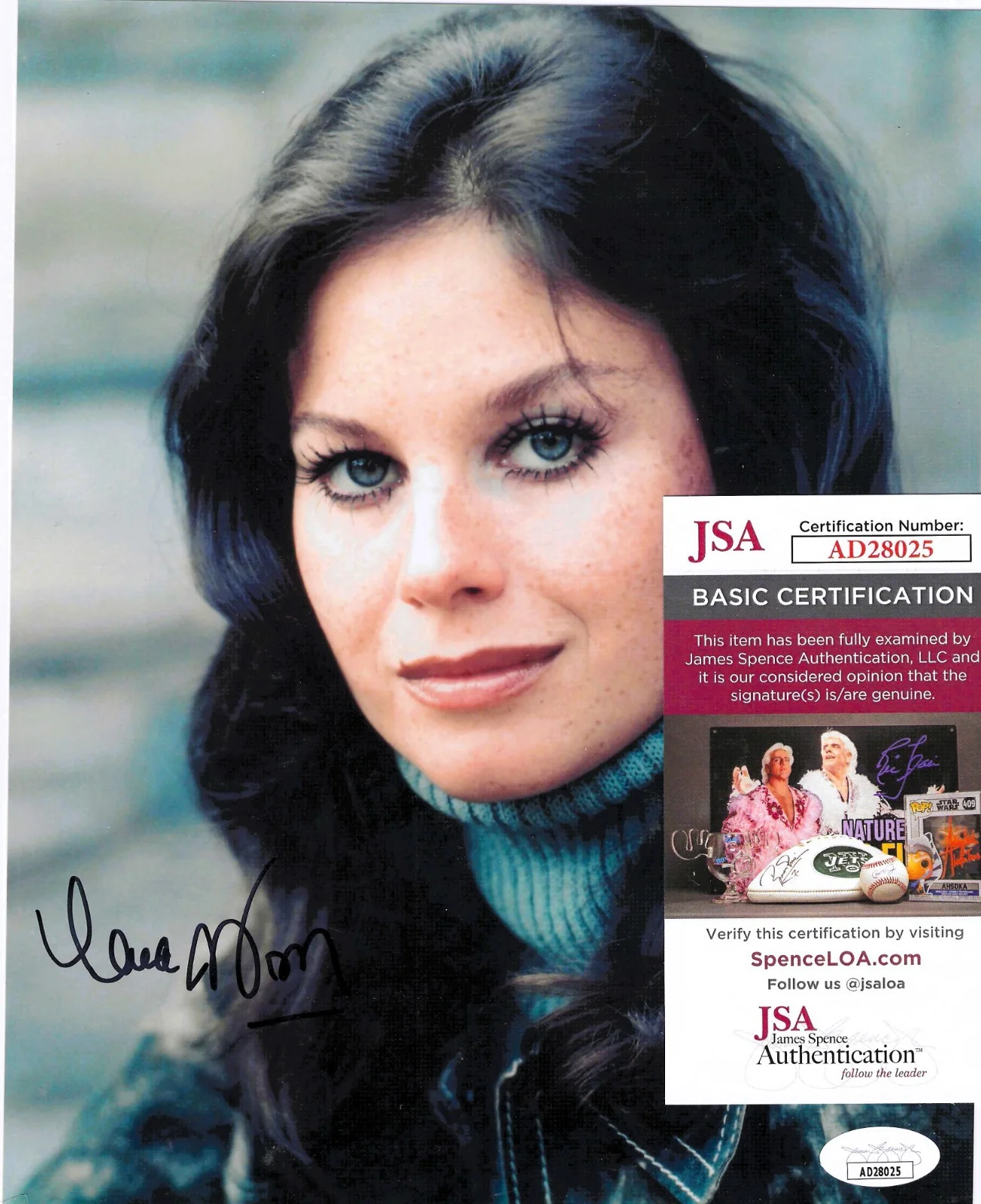 Lana Wood — LANA WOOD Plenty O'Toole SIGNED Photo 8x10 "DIAMONDS ARE FOREVER" JSA coa