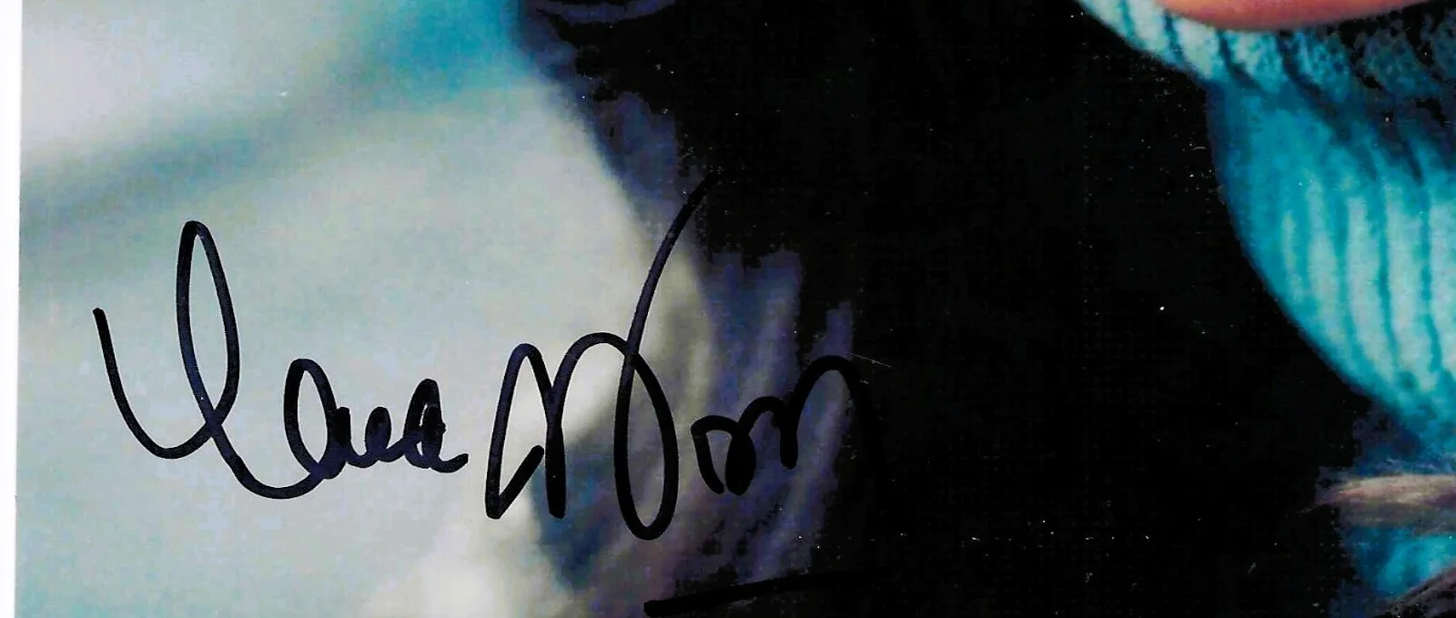 Lana Wood — LANA WOOD Plenty O'Toole SIGNED Photo 8x10 "DIAMONDS ARE FOREVER" JSA coa, изображение 2