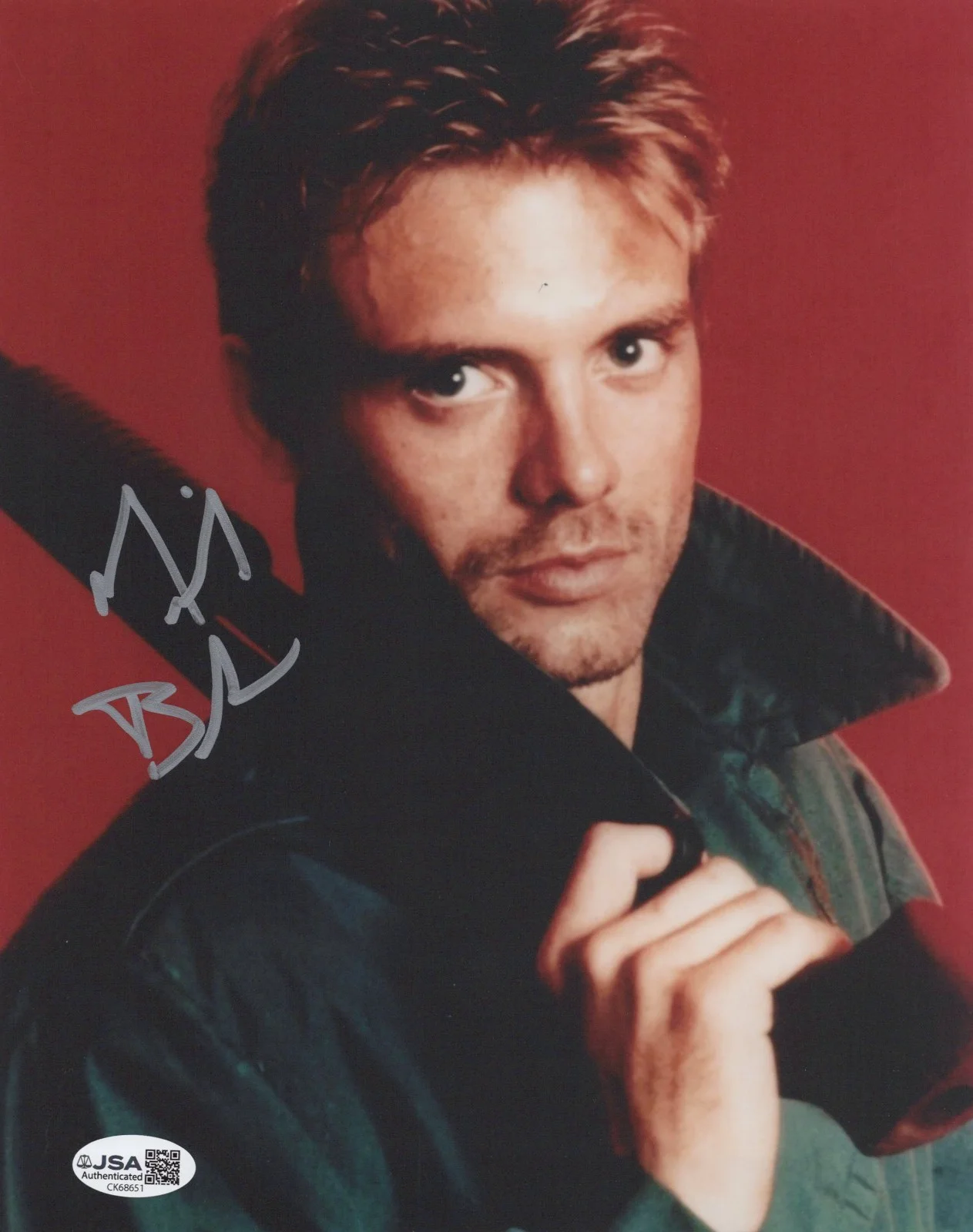 Michael Biehn — The Terminator 8x10 photo of Kyle Reese signed by Michael Biehn JSA COA