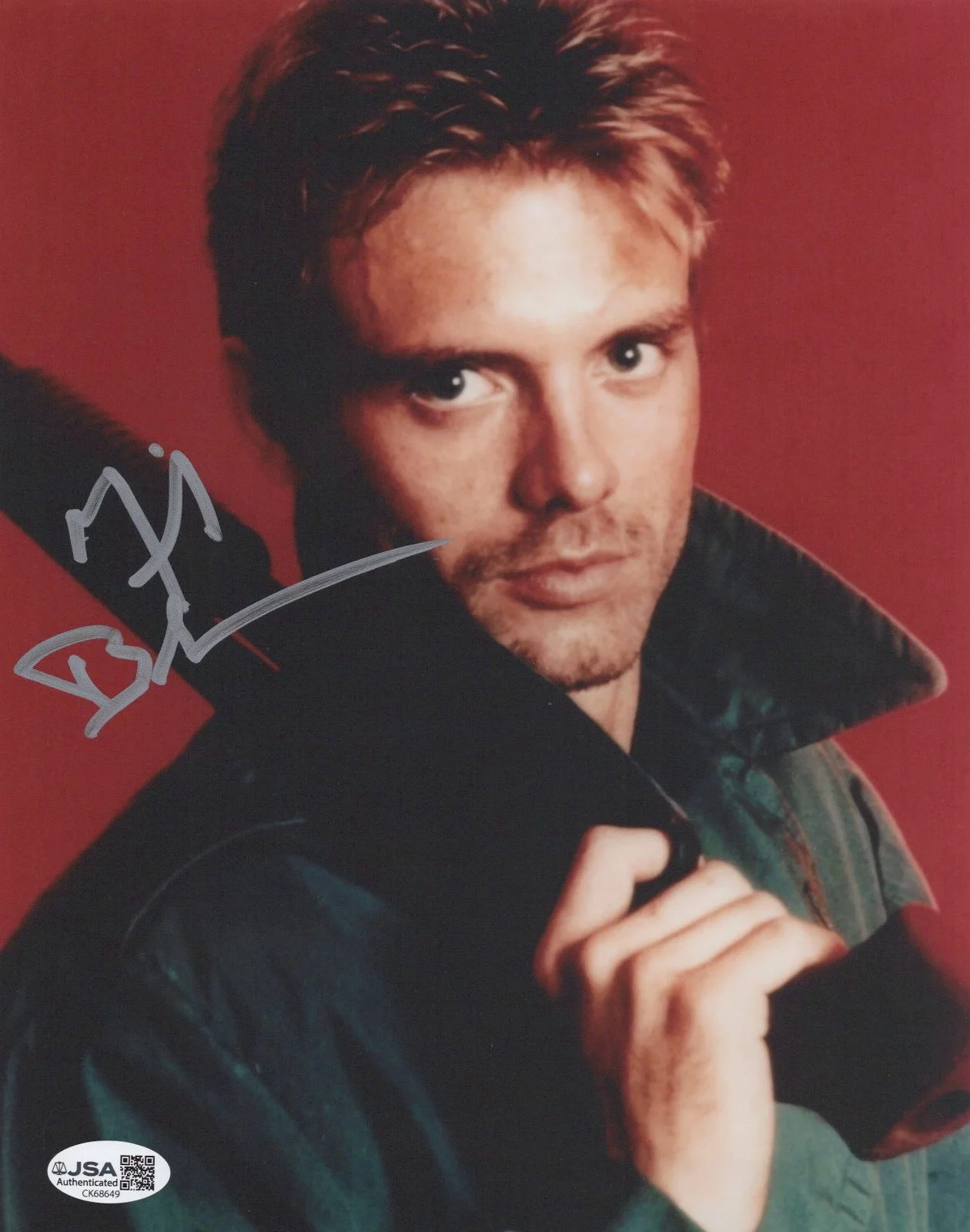 Michael Biehn — The Terminator 8x10 photo of Kyle Reese signed by Michael Biehn JSA COA