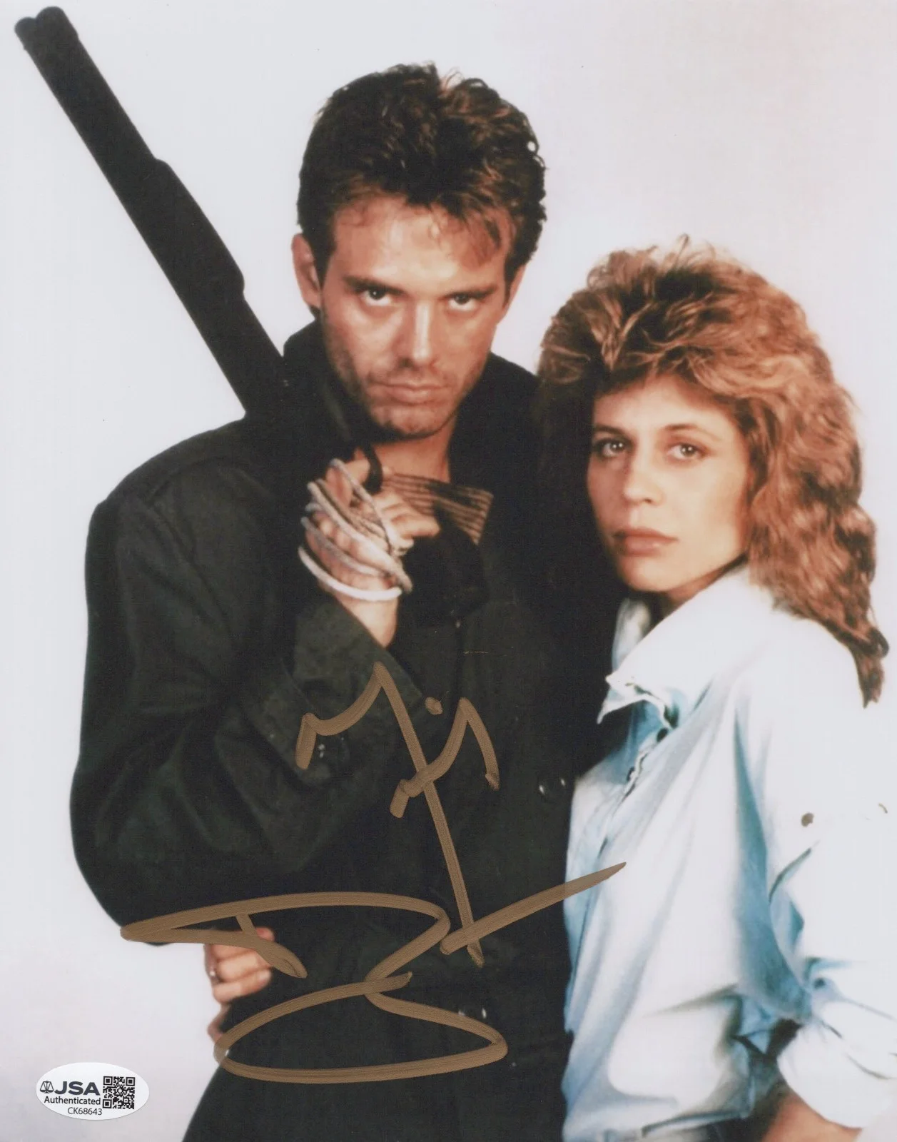 Michael Biehn — The Terminator 8x10 photo of Kyle Reese signed by Michael Biehn JSA COA