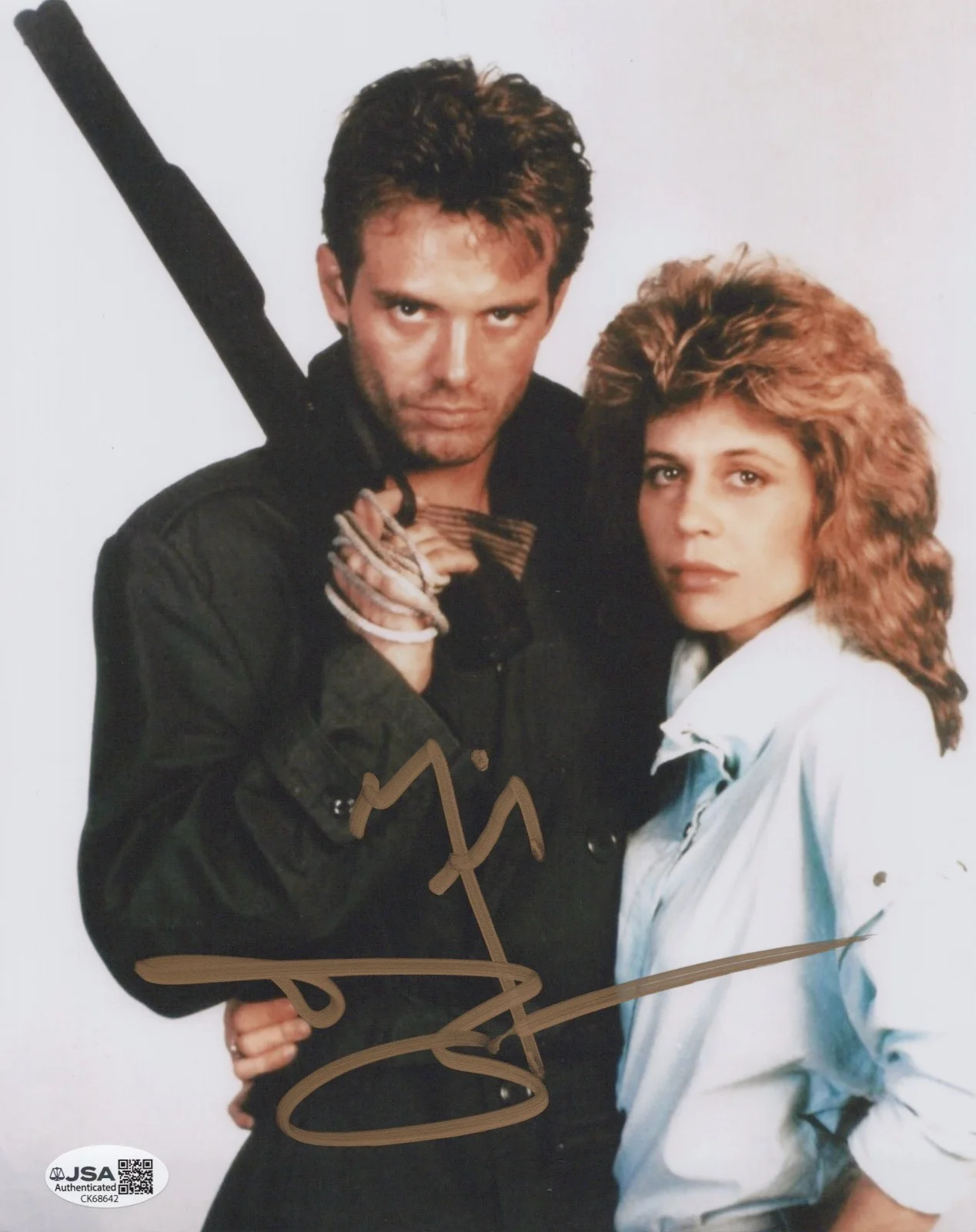Michael Biehn — The Terminator 8x10 photo of Kyle Reese signed by Michael Biehn JSA COA
