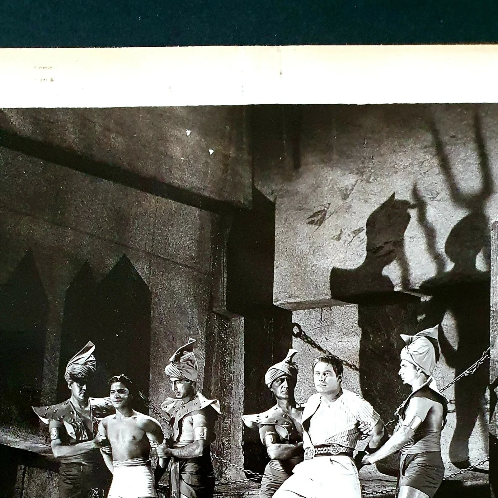 COBRA WOMAN - VINTAGE ORIGINAL 1943 PHOTOGRAPH - SABU, JON HALL - 10"x8", изображение 2