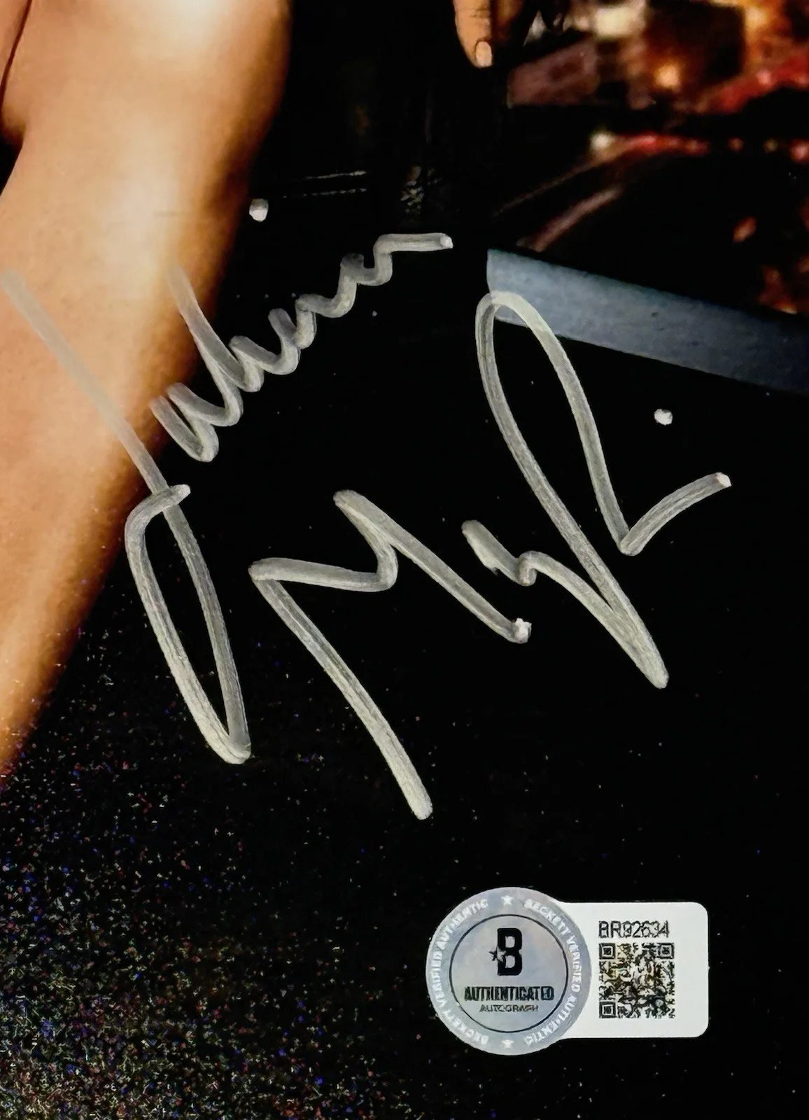 Julianna Margulies — Julianna Margulies Signed The Good Wife 8x10 Photo Beckett COA, изображение 3